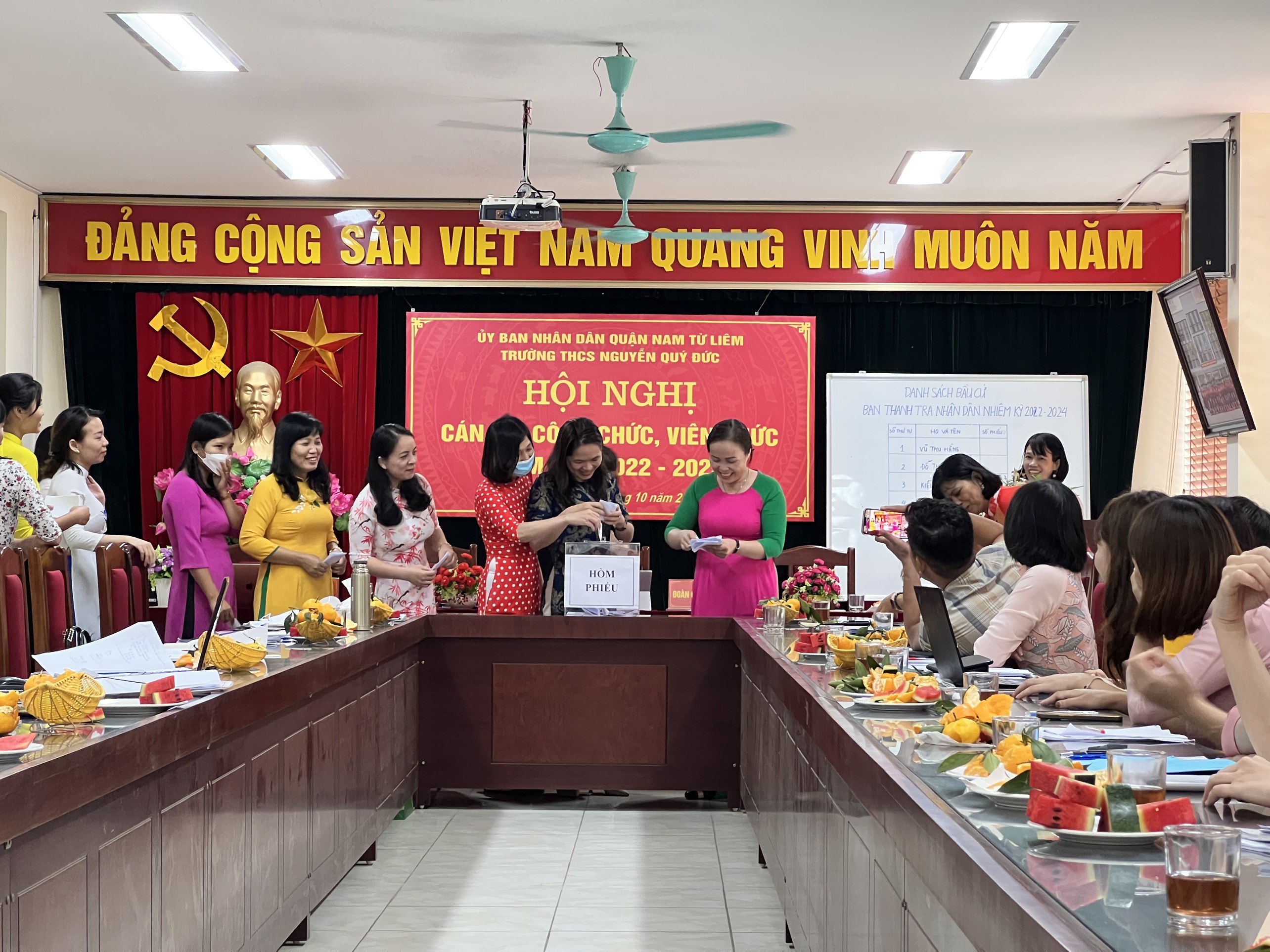 D:\Phần mềm\Website\2022-2023\8-10-Hội nghị CBCCVC\E. Biển [10-10-2022 08_16]\aa6a238d059cc2c29b8d6.jpg