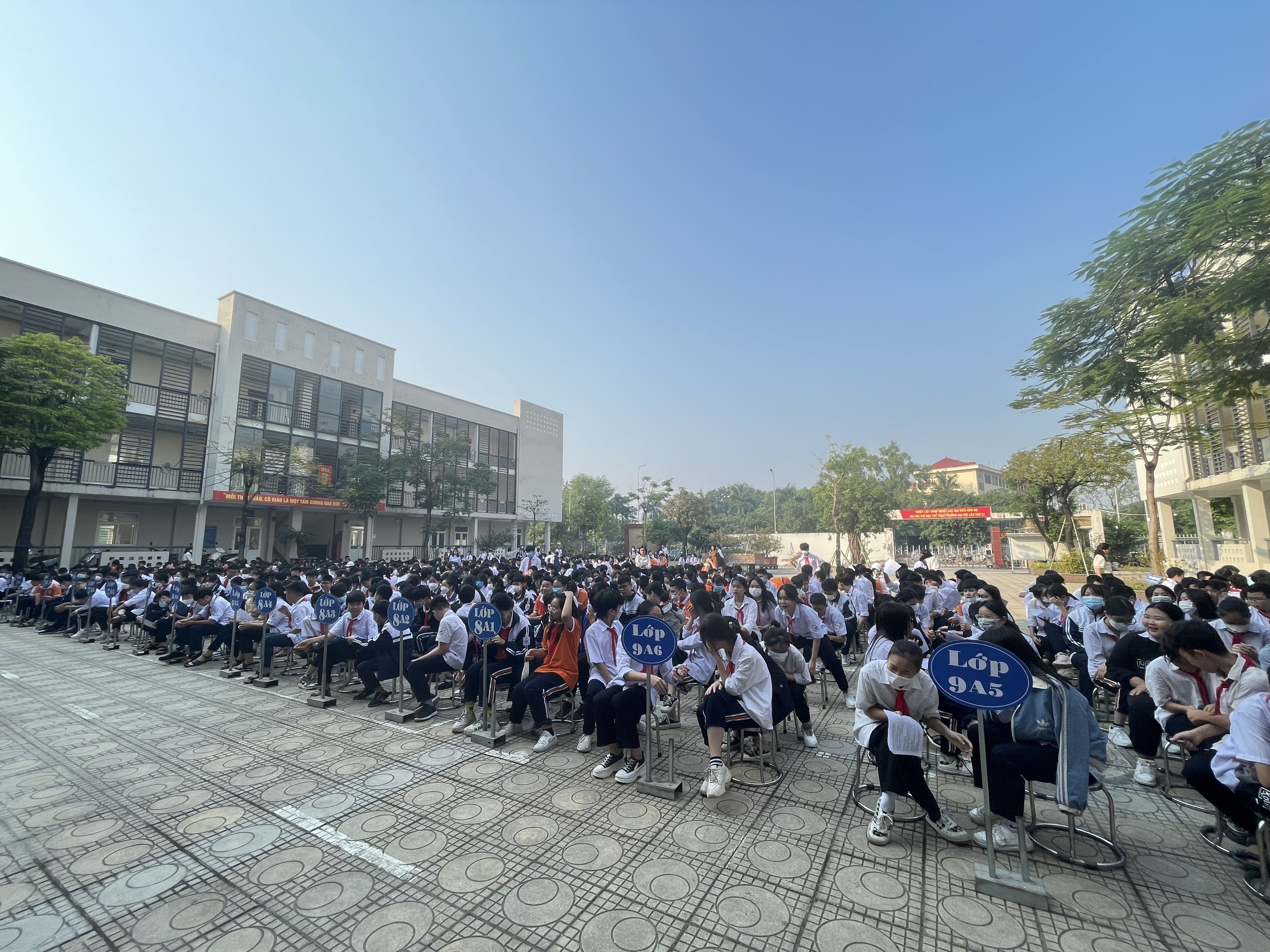 D:\Van phong\Ảnh\2022-2023\HKI\11.GTS 7A1-Mai mai tuoi 20\3813b1920f34c86a91251.jpg