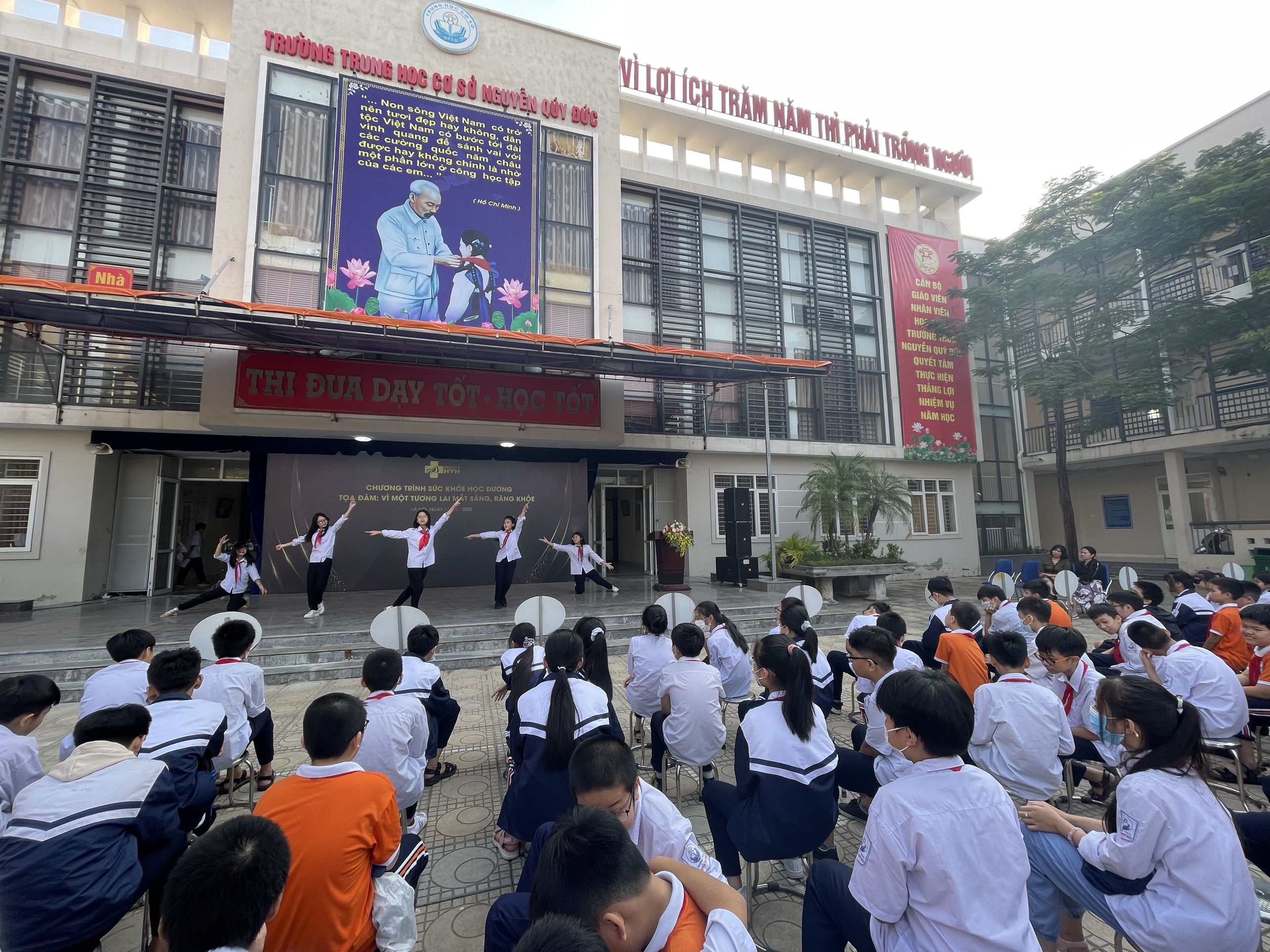 D:\Van phong\Ảnh\2022-2023\HKI\11.GTS 7A1-Mai mai tuoi 20\3709ed89532f9471cd3e15.jpg