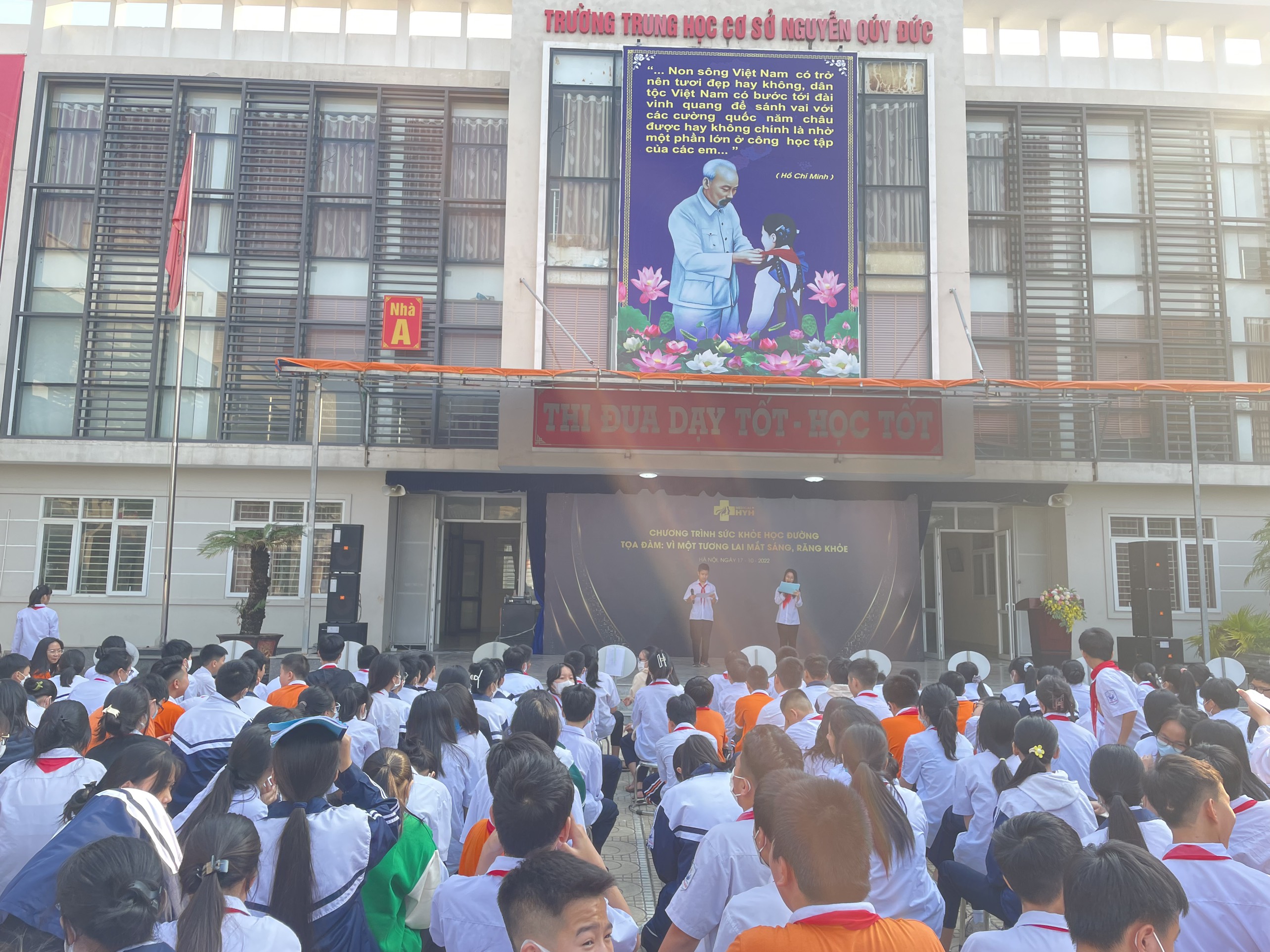 D:\Van phong\Ảnh\2022-2023\HKI\11.GTS 7A1-Mai mai tuoi 20\181dc09c7e3ab964e02b7.jpg