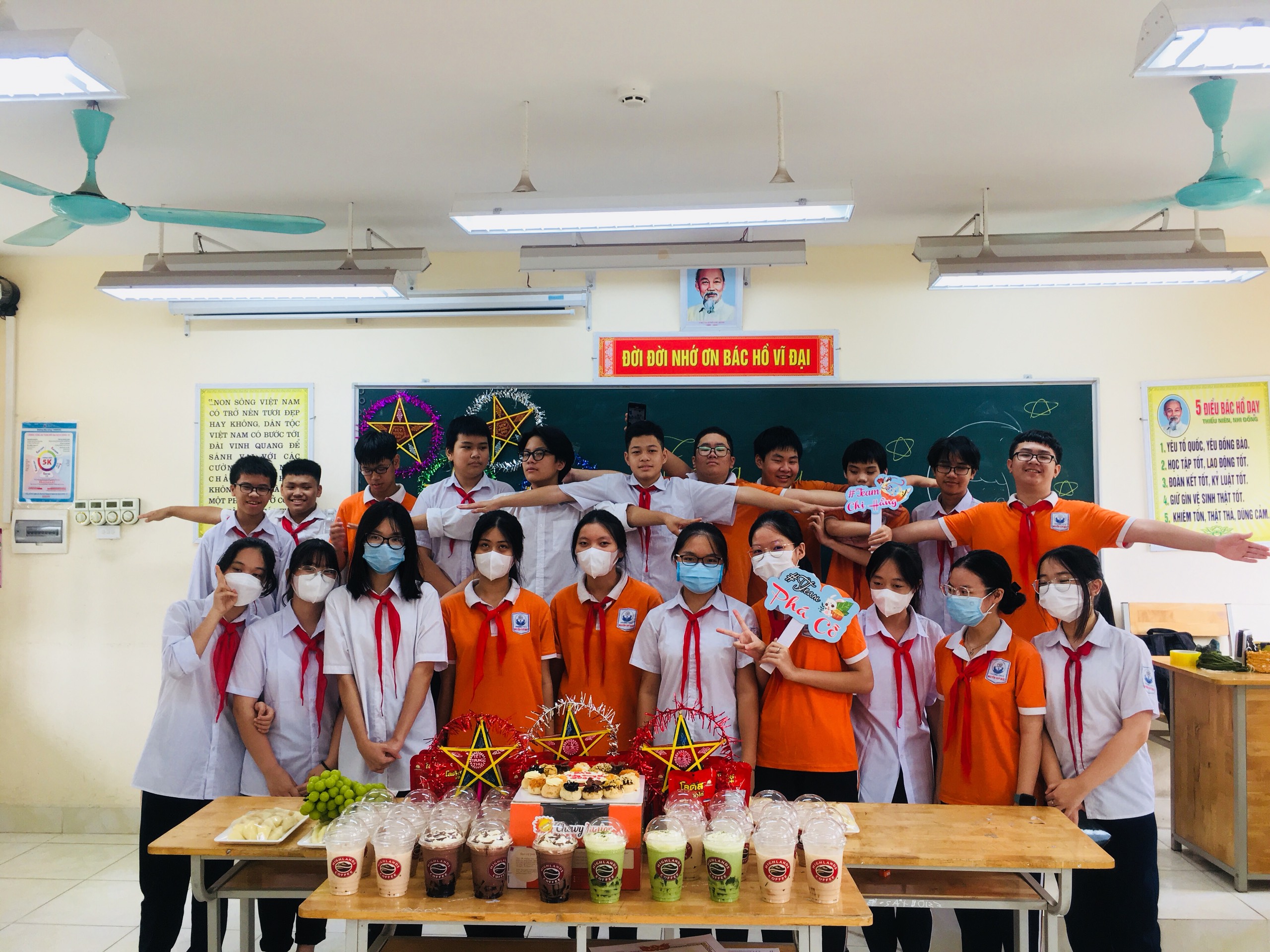 D:\Van phong\Ảnh\2022-2023\Trung thu\0c3af6611b75df2b866415.jpg