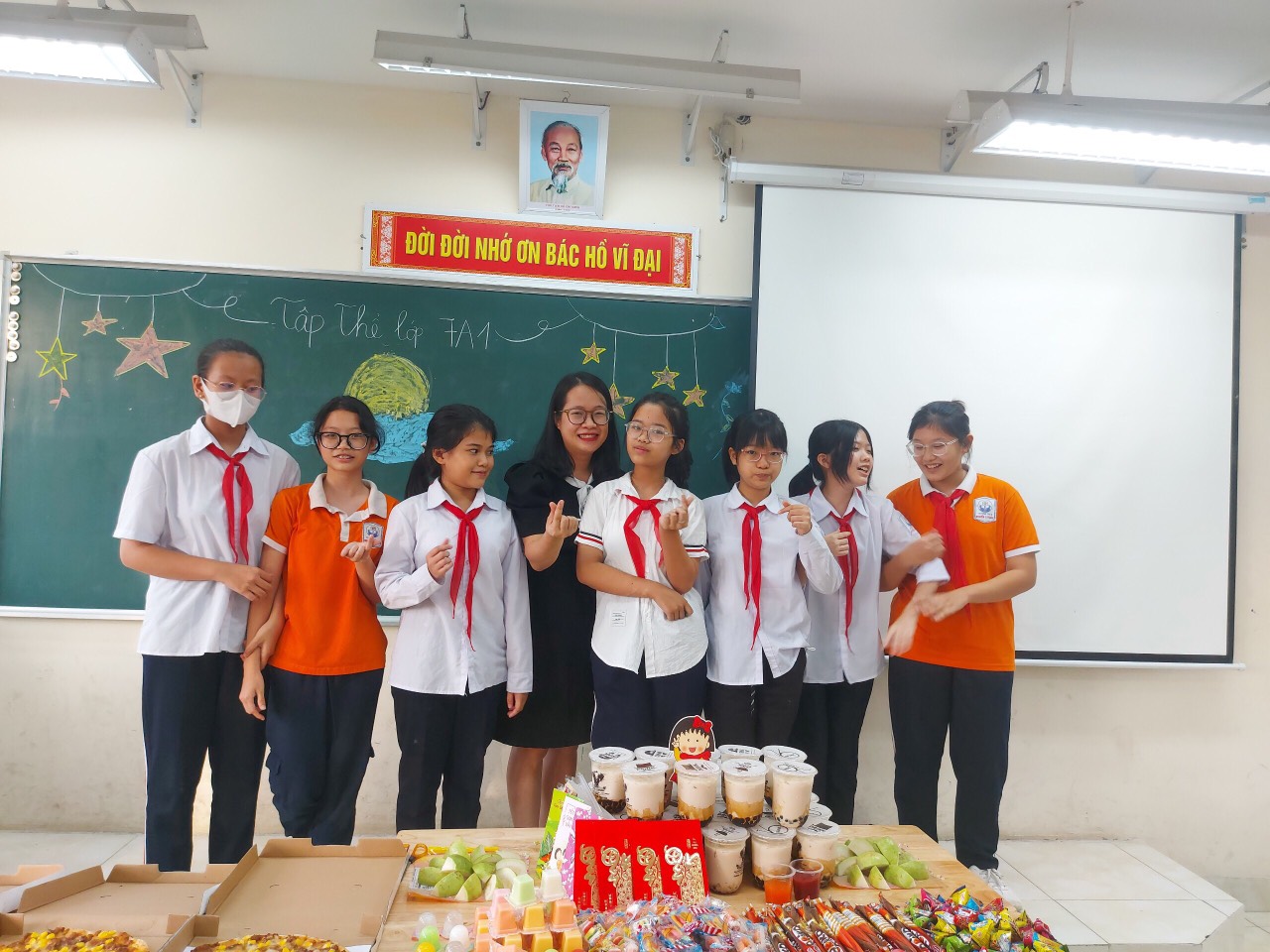 D:\Van phong\Ảnh\2022-2023\Trung thu\eca9d8a33eb7fae9a3a611.jpg