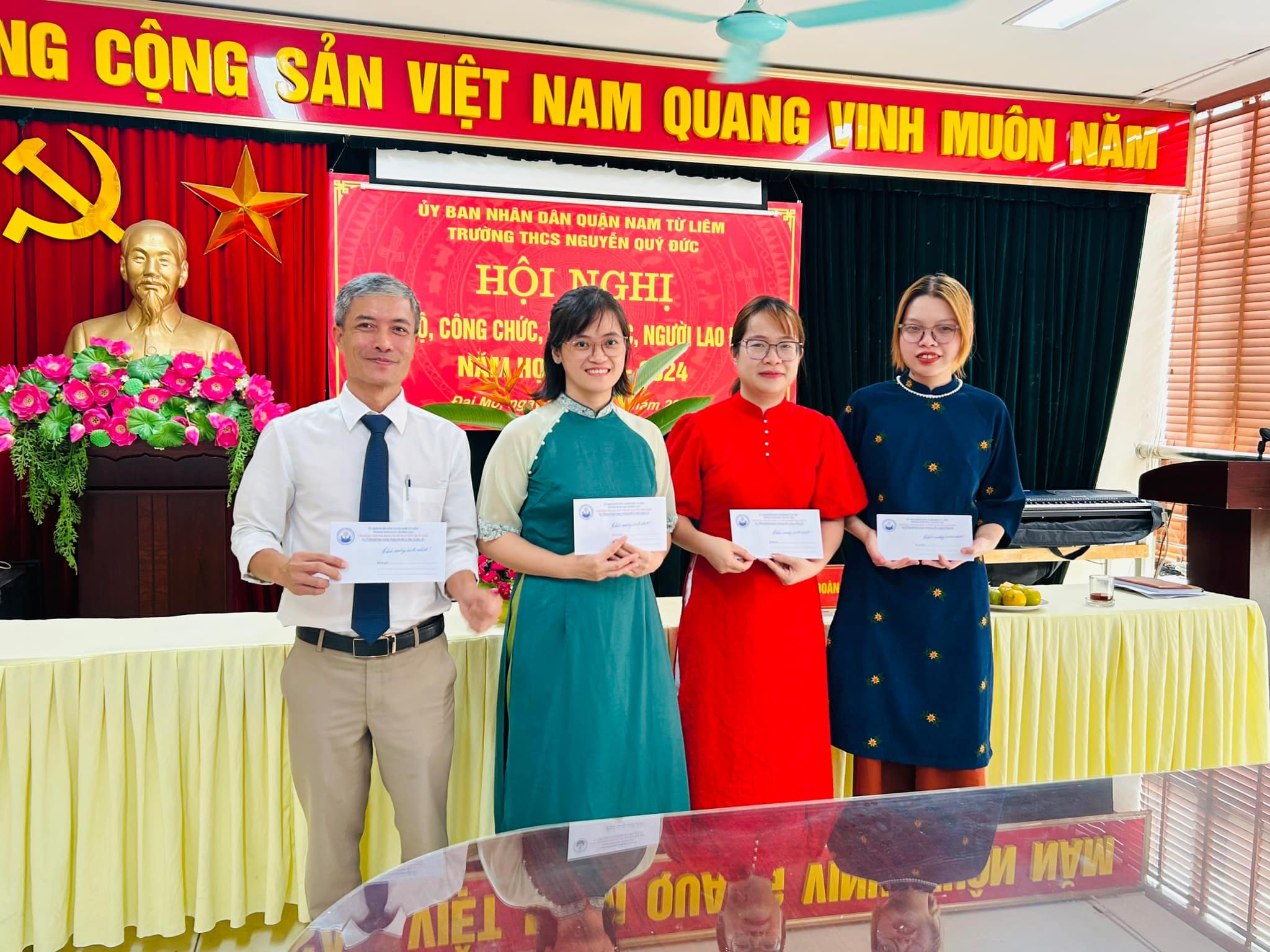 D:\Van phong\Ảnh\2023-2024\9. hội nghị CBCCVCNLĐ 14-10-2023\11.jpg