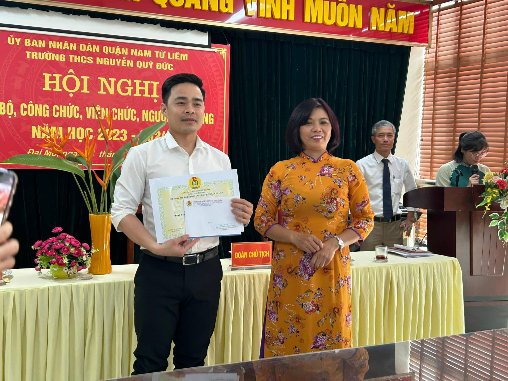 D:\Van phong\Ảnh\2023-2024\9. hội nghị CBCCVCNLĐ 14-10-2023\10.jpg