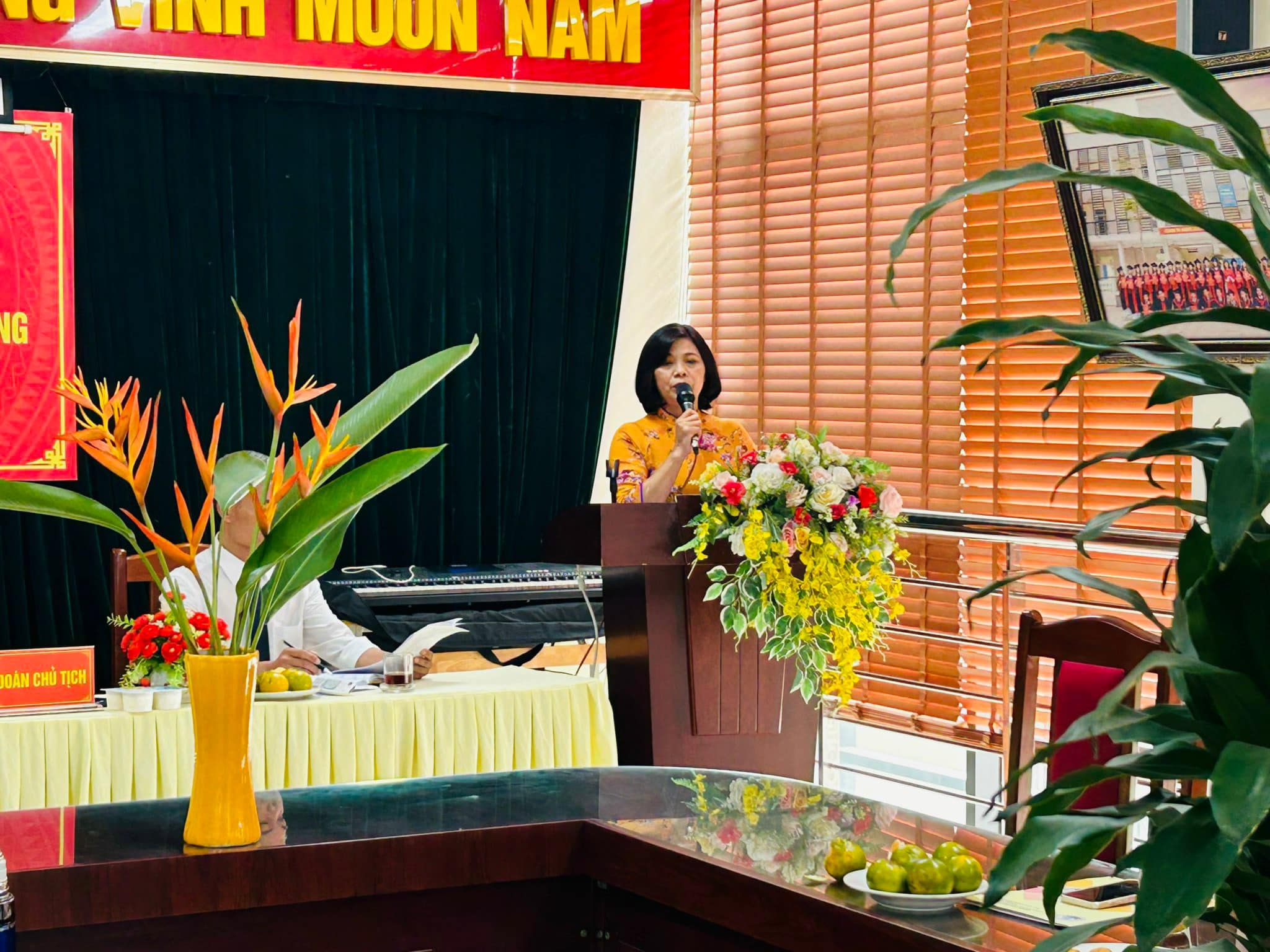 D:\Van phong\Ảnh\2023-2024\9. hội nghị CBCCVCNLĐ 14-10-2023\4.jpg