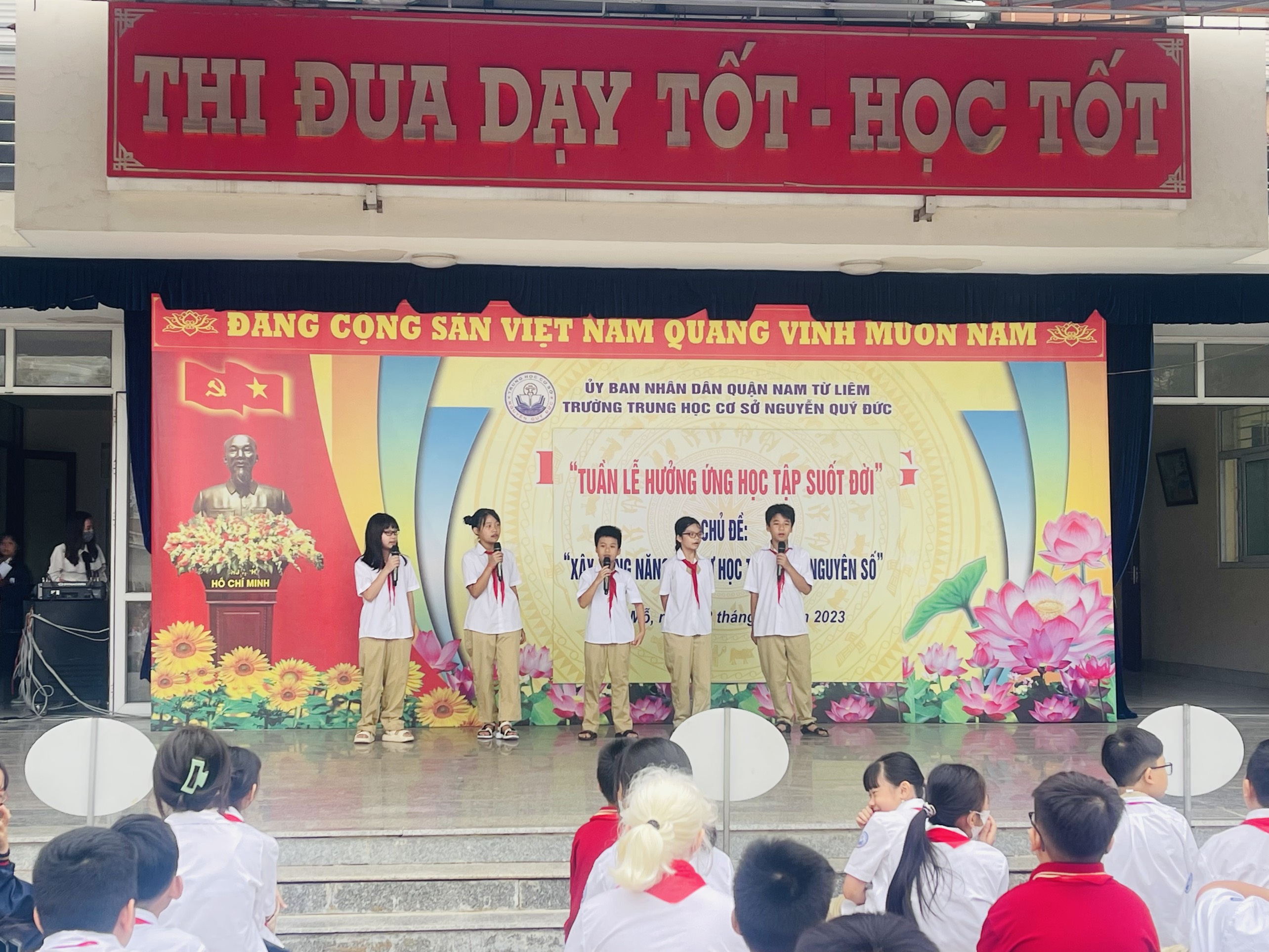 D:\Van phong\Ảnh\2023-2024\10. GTS tháng 10-2023\z4813273363631_d6fac4dc55c45cb1caef6dcb78678c3a.jpg