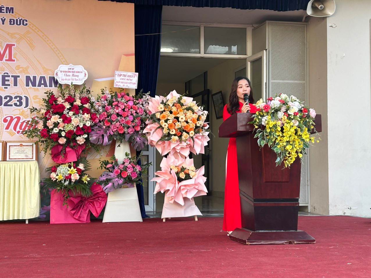 D:\Van phong\Ảnh\2023-2024\13. 20-11-2023\z4898719453422_51bd88f98e3249525ab66eb8b3328ef7.jpg