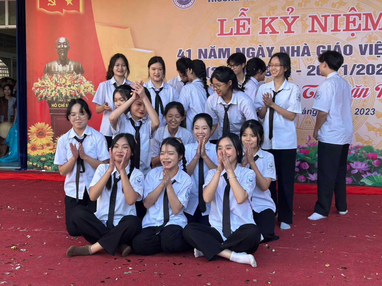 D:\Van phong\Ảnh\2023-2024\13. 20-11-2023\z4898719392242_a127c3032ca6c9ce9398058939b16682.jpg