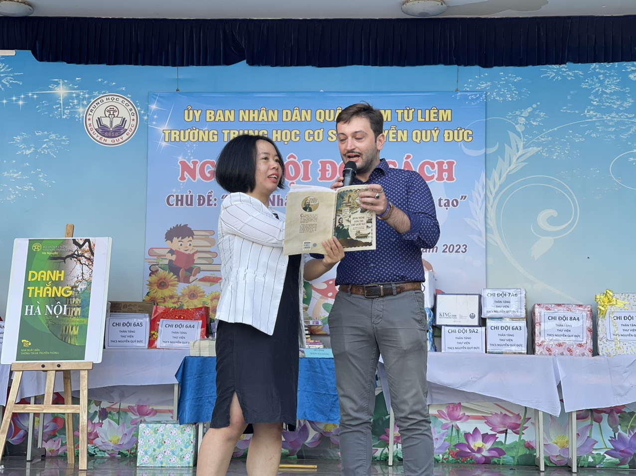 D:\Van phong\Ảnh\2022-2023\Video hoạt động HK2\24 NXB Kim Đồng cùng tham gia Ngày hội đọc sách.jpg