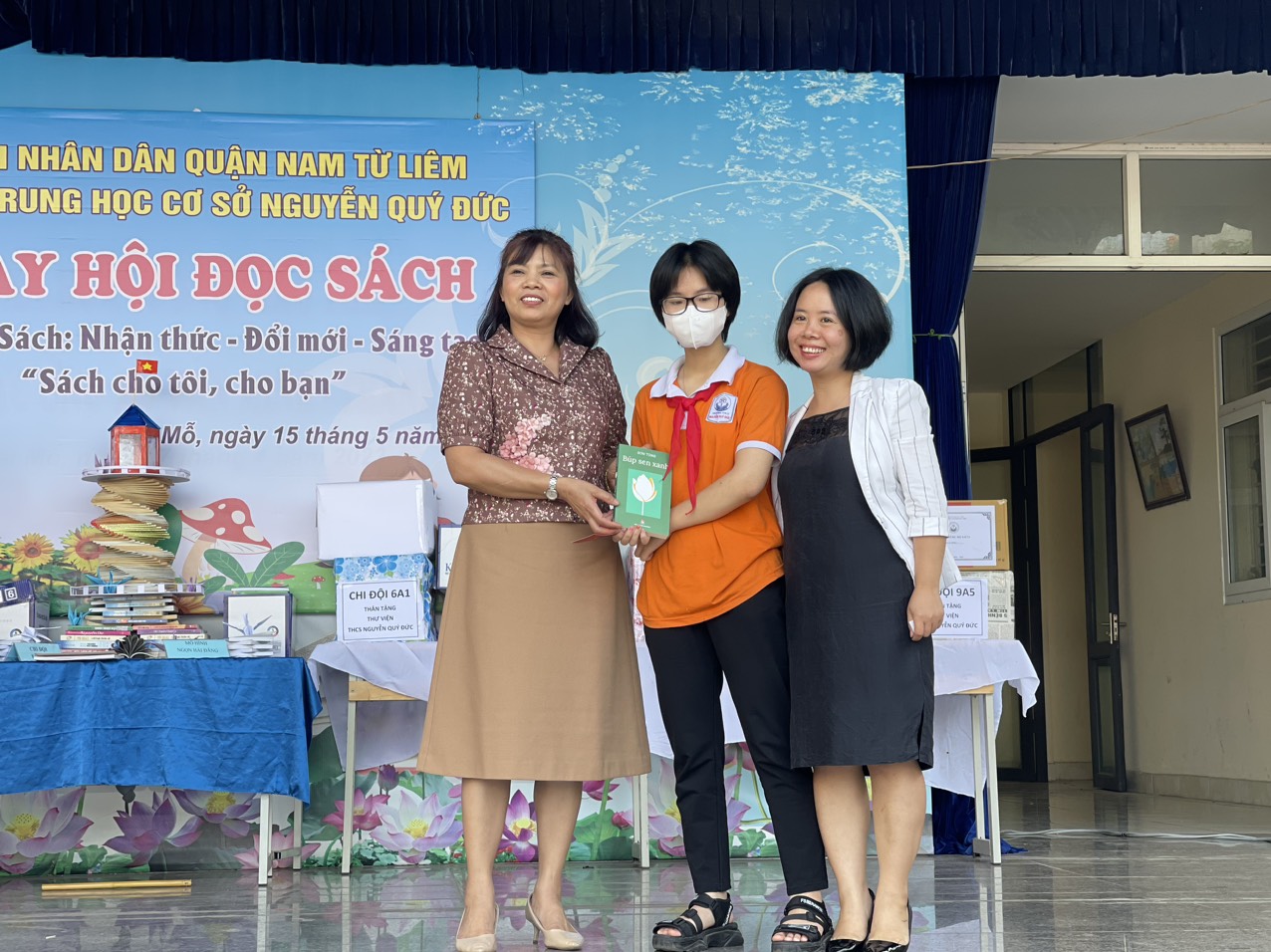 D:\Van phong\Ảnh\2022-2023\Video hoạt động HK2\21 NXB Kim Đồng cùng tham gia Ngày hội đọc sách.jpg
