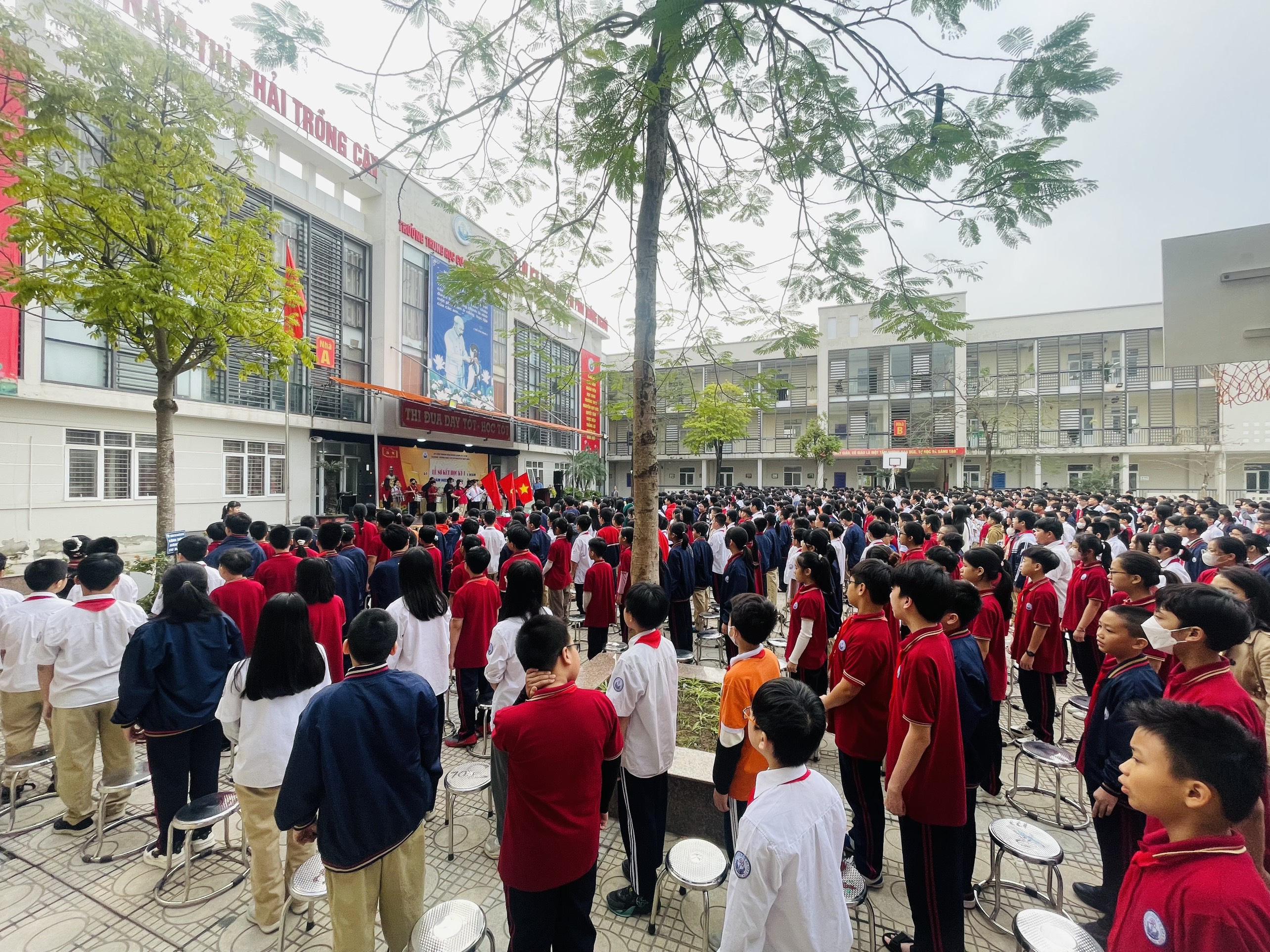 D:\Van phong\Ảnh\2023-2024\21. Sơ kết HK1\z5138295987344_bf6c3feca7dd7effb73f7d4bfe4621fb.jpg