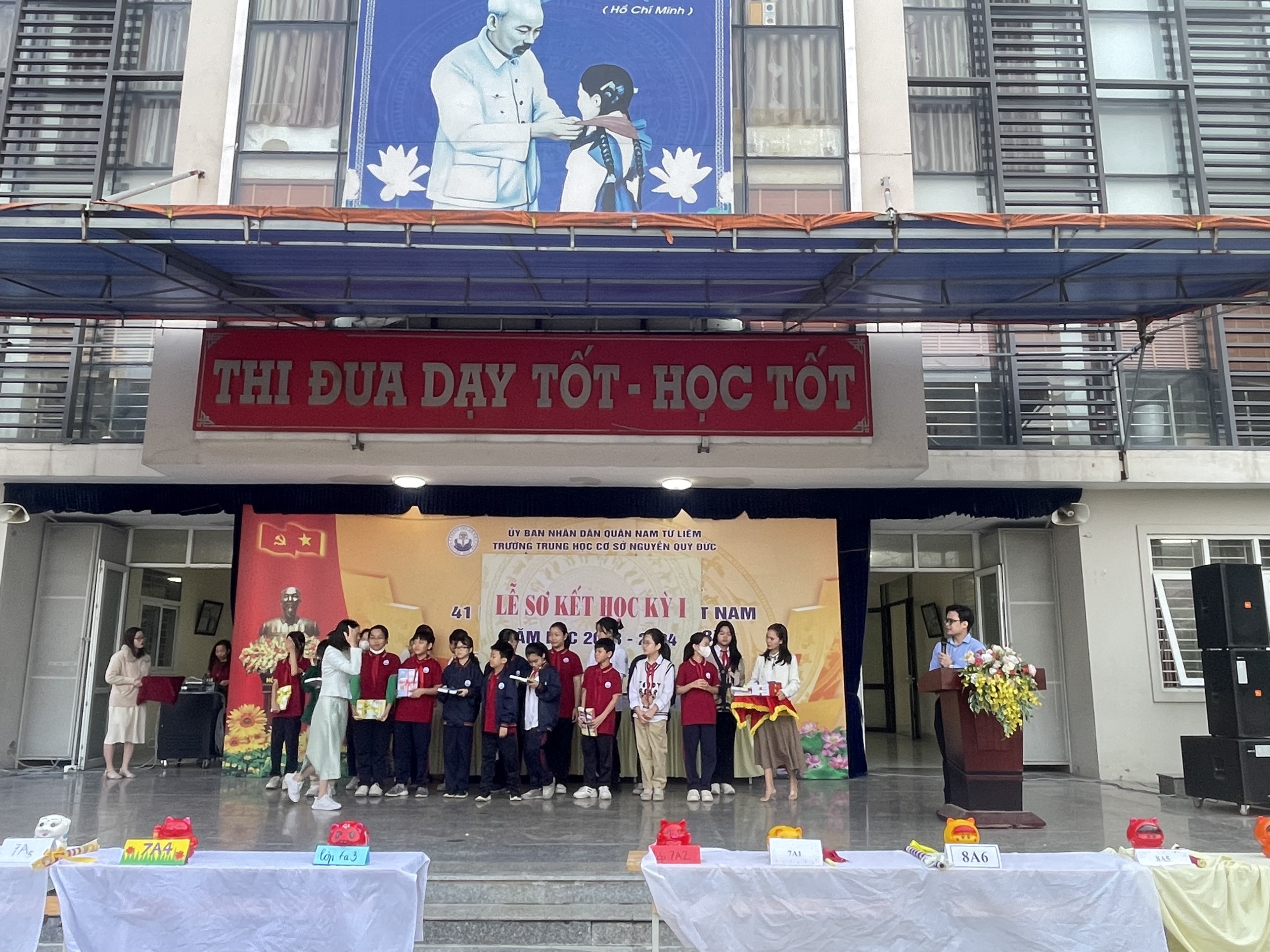 D:\Van phong\Ảnh\2023-2024\21. Sơ kết HK1\z5138295912460_f4078f5c84245329e94ead03b9a73bf1.jpg
