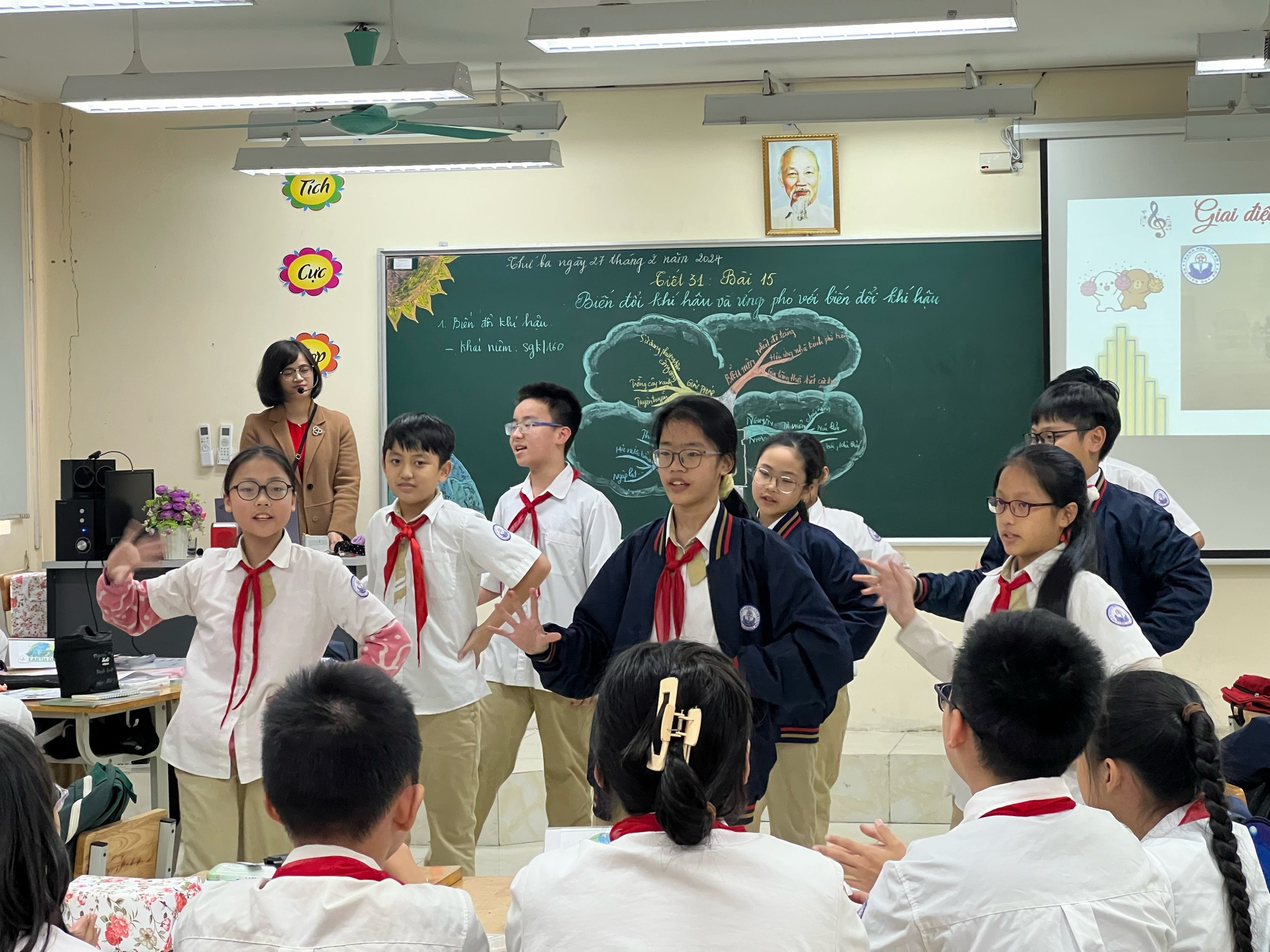 D:\Van phong\2023-2024\Kho học liệu xám\Bài giảng E-learning, Kho học liệu số\z5201679012414_25b5eb164ea1da72a343815fb36c3feb.jpg