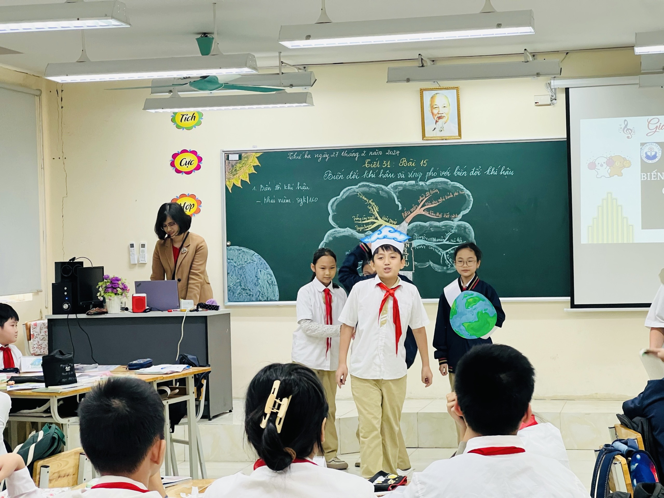 D:\Van phong\2023-2024\Kho học liệu xám\Bài giảng E-learning, Kho học liệu số\z5201667656126_079660785276c0c78314b635609de381.jpg