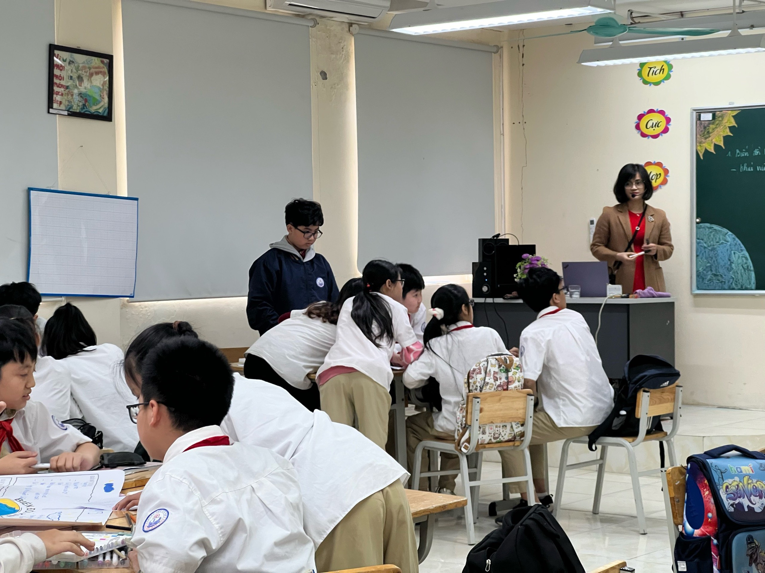 D:\Van phong\2023-2024\Kho học liệu xám\Bài giảng E-learning, Kho học liệu số\z5201667701962_58931c0e8242a98302fa3fb4946206e2.jpg