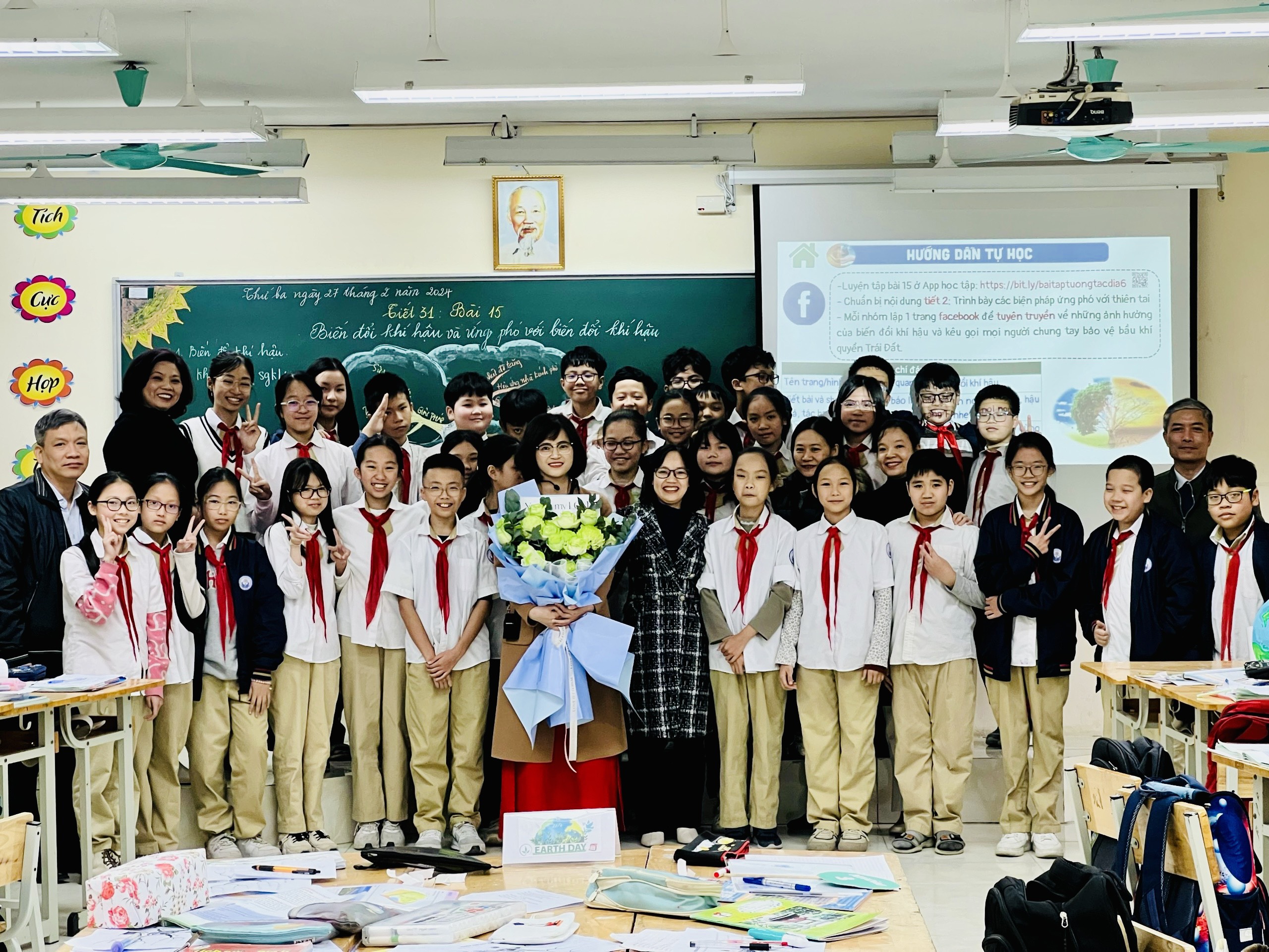 D:\Van phong\2023-2024\Kho học liệu xám\Bài giảng E-learning, Kho học liệu số\z5201667576613_0be4857b843566c50e376bc32855fd65.jpg