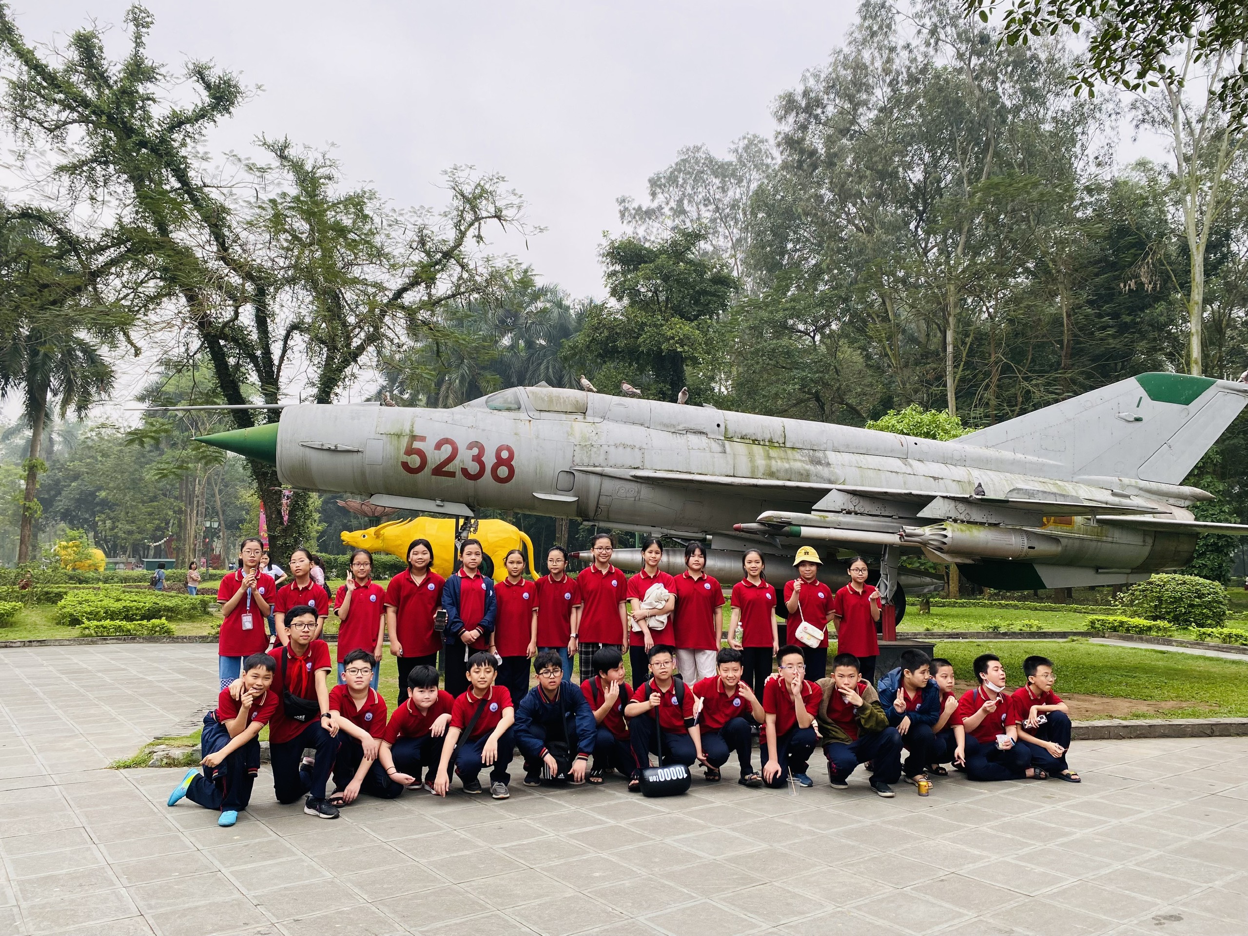 D:\Van phong\Ảnh\2023-2024\27. Tham quan Thành cổ Sơn Tây - Glory resort\z5327409258521_3eaf3aedd07acb0567f526e6bbd273bf.jpg