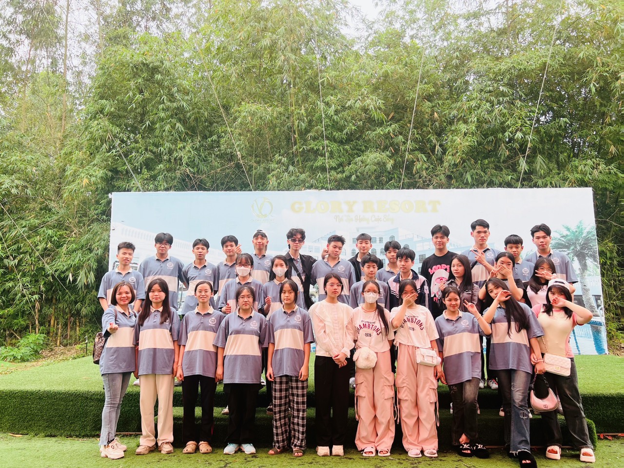 D:\Van phong\Ảnh\2023-2024\27. Tham quan Thành cổ Sơn Tây - Glory resort\z5327409197090_0c452de1633f70d40c7eebddfff79328.jpg