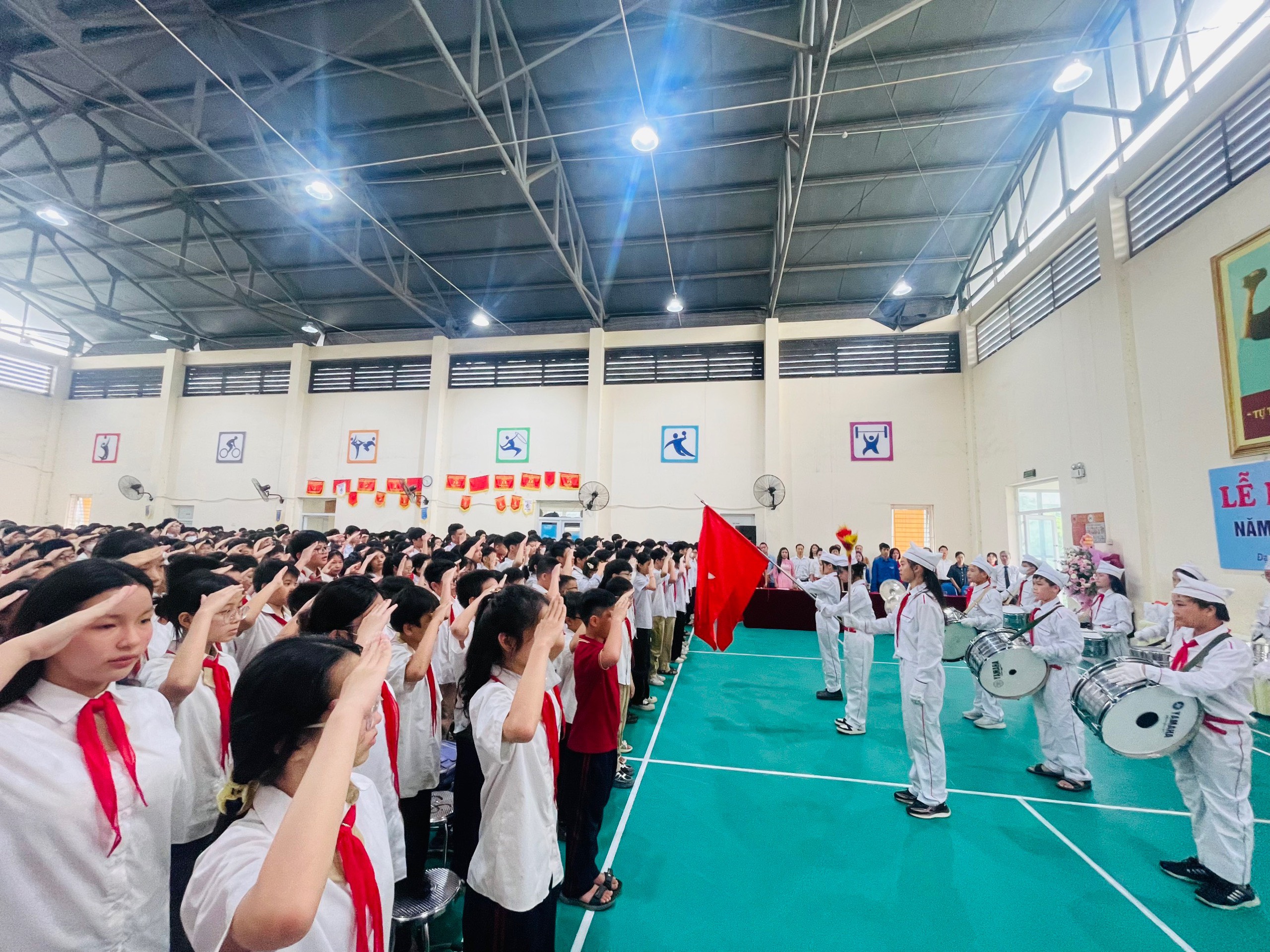 D:\Van phong\Ảnh\2023-2024\32. Tổng kết năm học\z5493853073145_c5998c822a511ed607f31b3c1b00b197.jpg