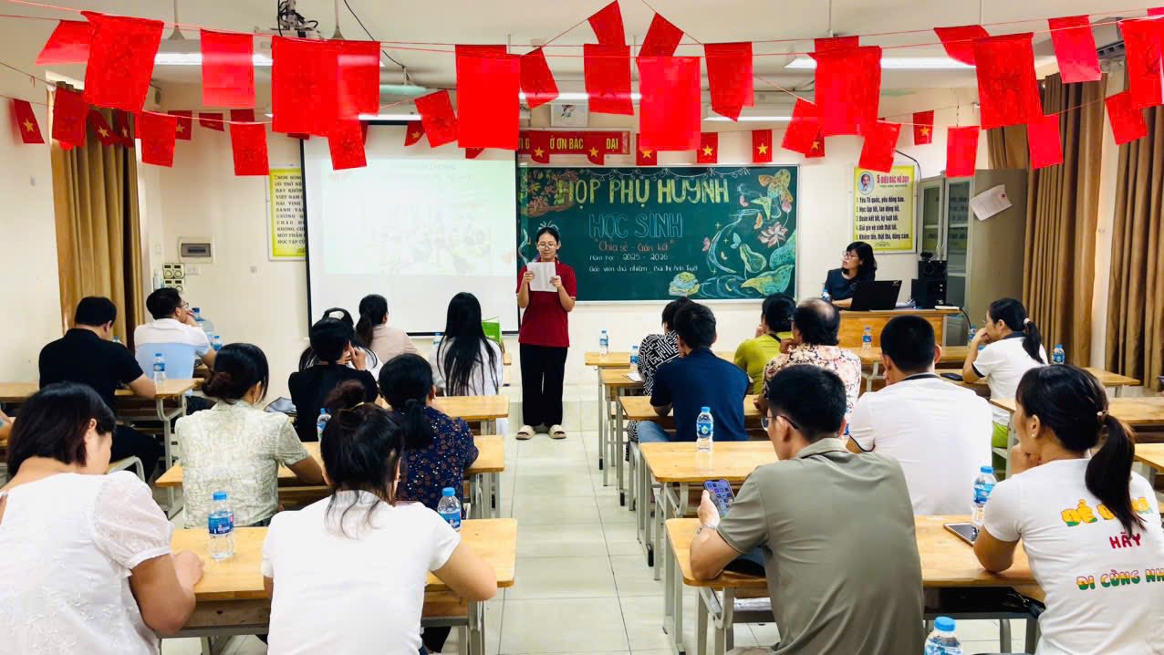 D:\Ảnh\2025-2026\Họp CMHS\548052932_1470284724060257_7213379951185221785_n.jpg