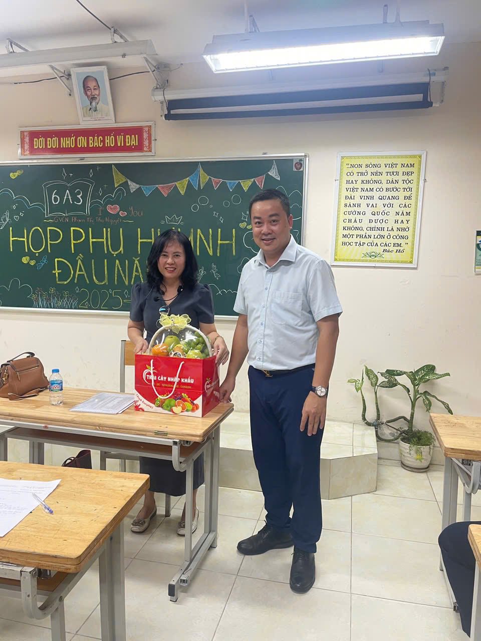 D:\Ảnh\2025-2026\Họp CMHS\547663826_1470285004060229_5647205623793669104_n.jpg