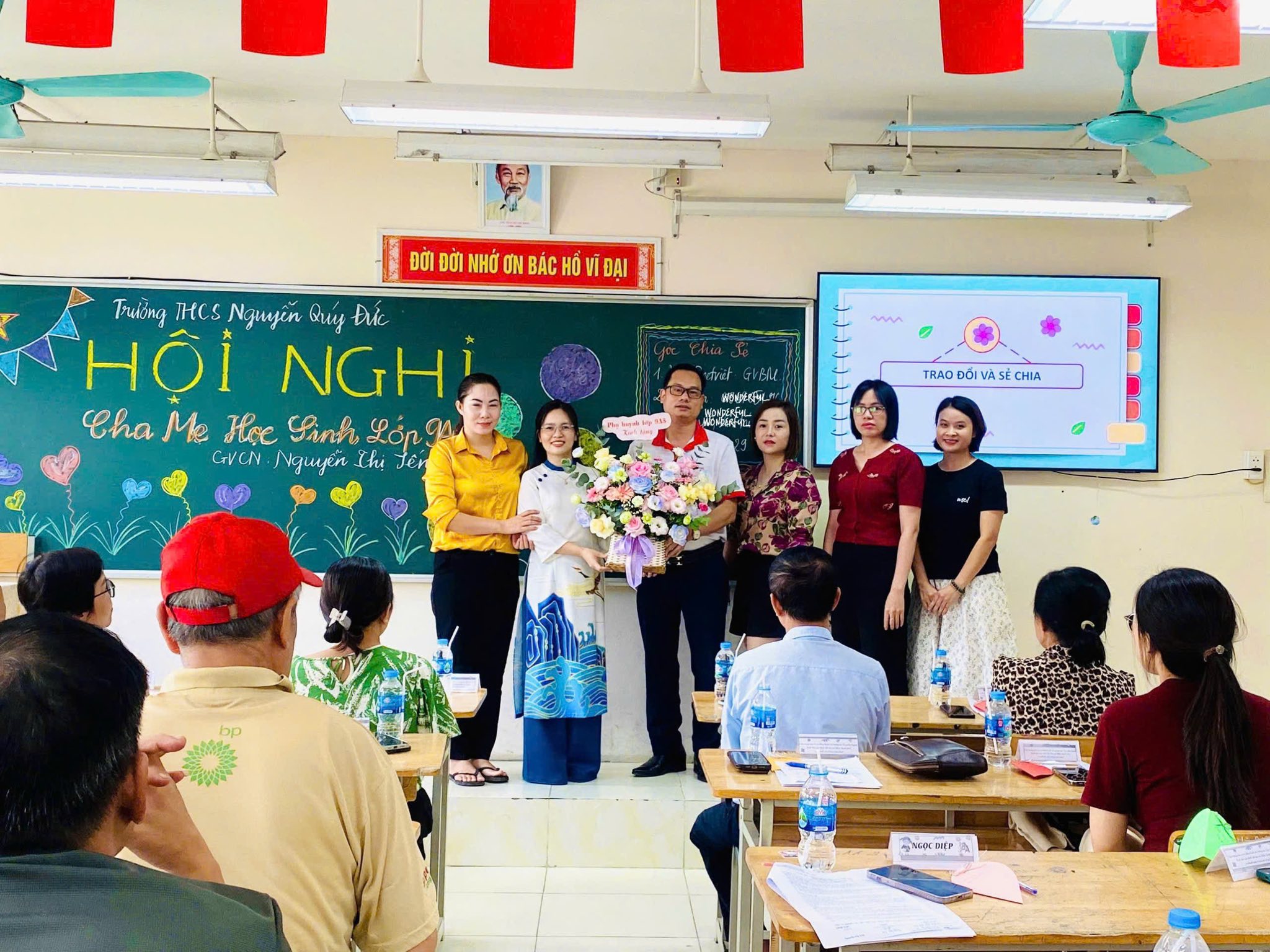 D:\Ảnh\2025-2026\Họp CMHS\7722657f-9ed2-4082-b1a0-00e241f2db6e.jfif