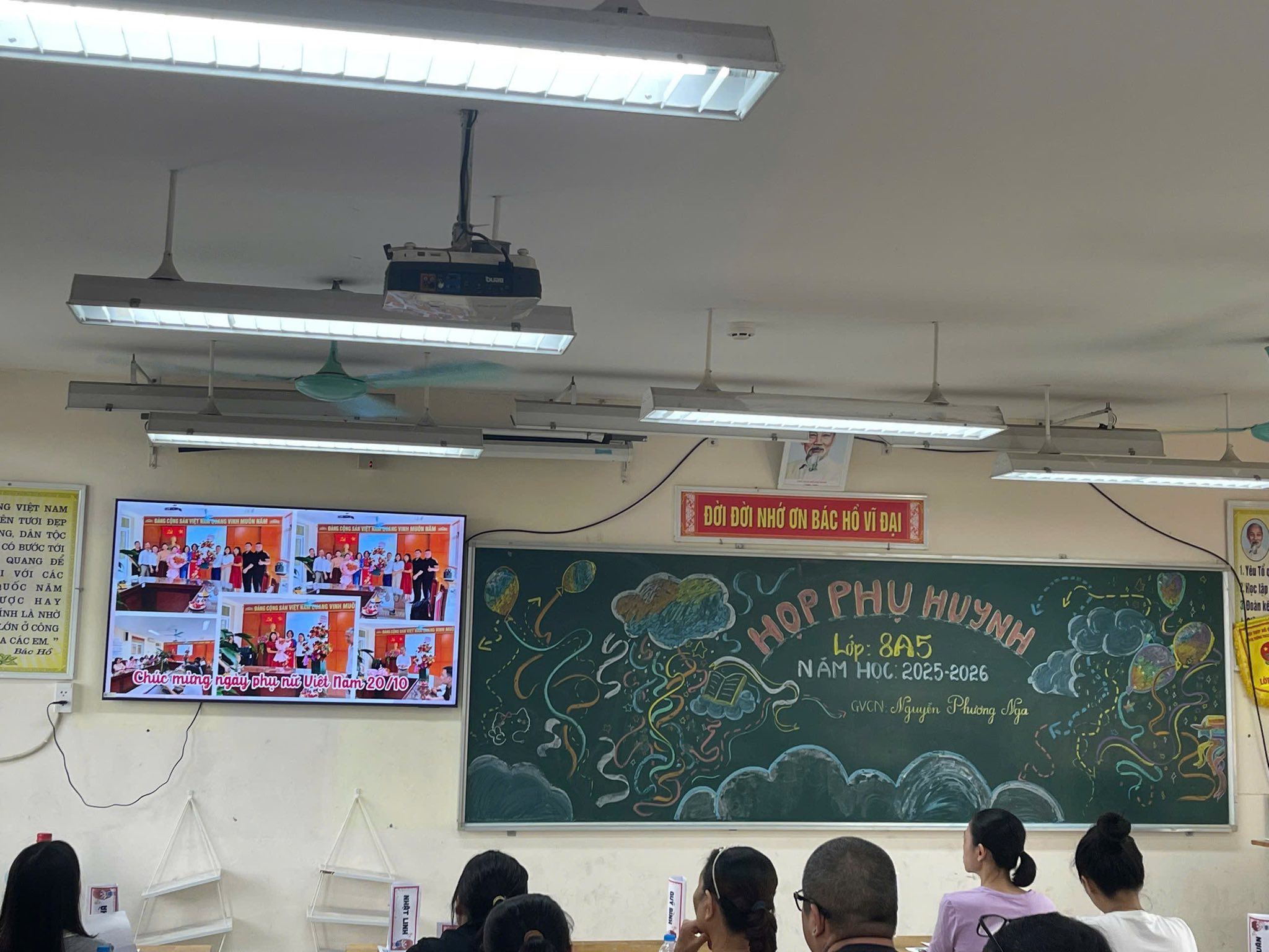 D:\Ảnh\2025-2026\Họp CMHS\889ba978-1870-4010-a70b-a7f0c03a5b85.jfif