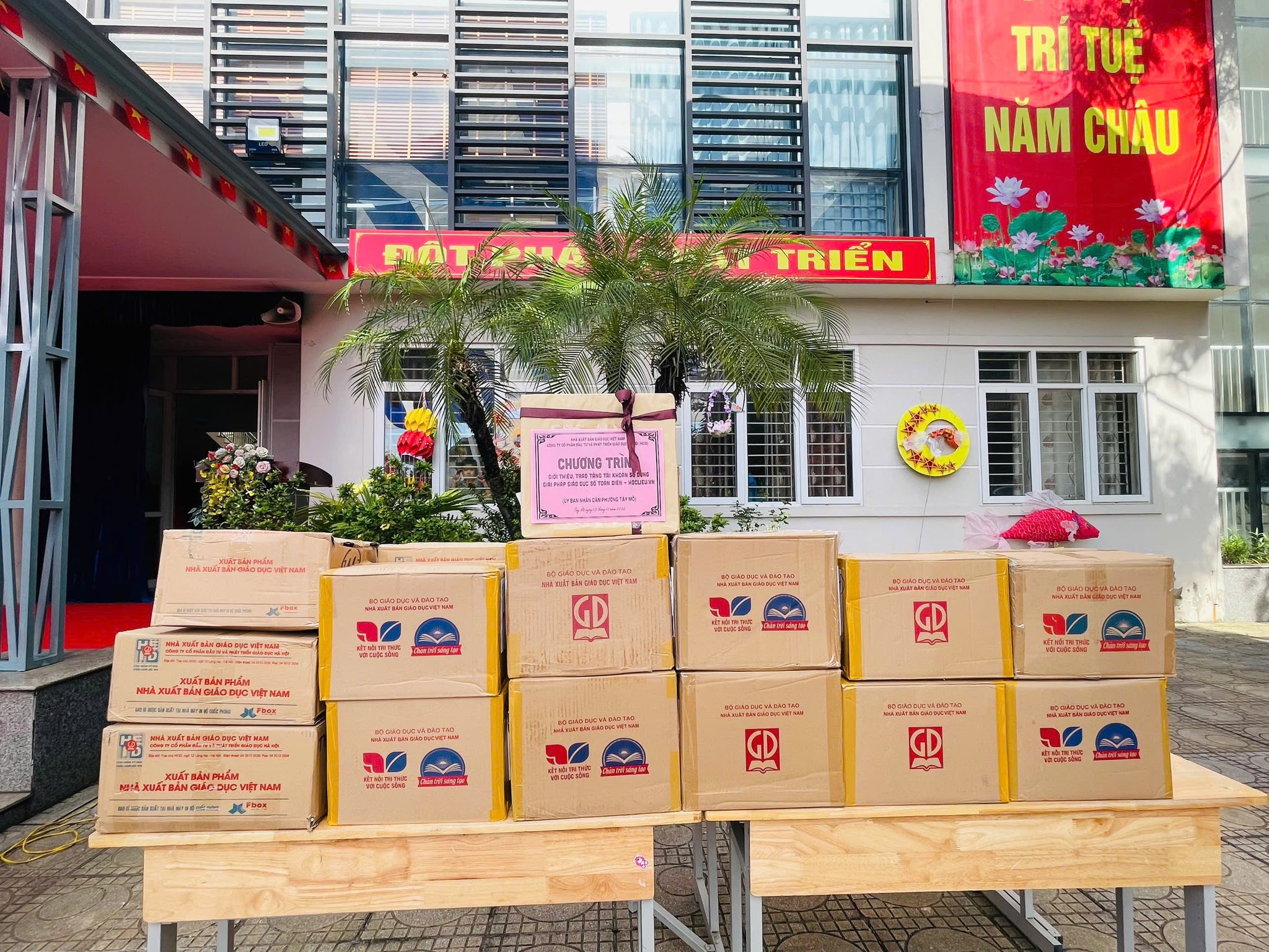 D:\Ảnh\2025-2026\Tuần lễ học tập suốt đời\f8486209-2256-453a-b6c7-c18ee11264b5.jfif