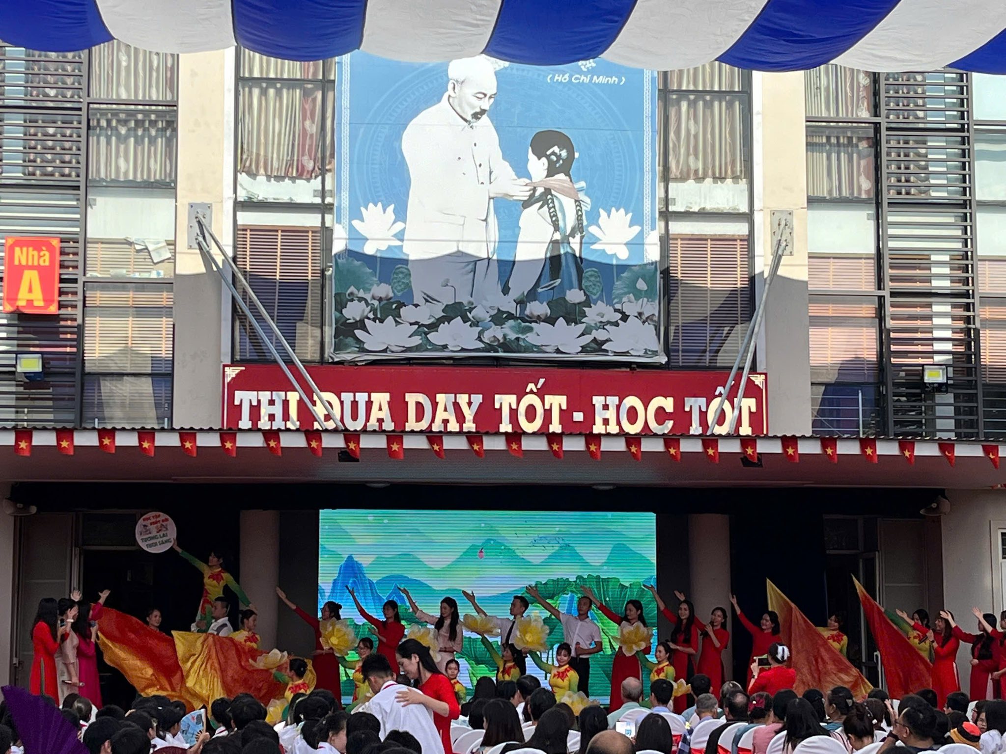 D:\Ảnh\2025-2026\Tuần lễ học tập suốt đời\605fd7a0-4cc3-4920-9567-f140f69caa7e.jfif