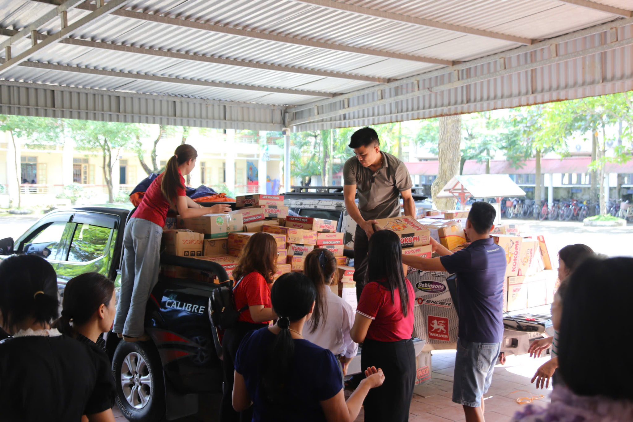 D:\Ảnh\2025-2026\HÀNH TRÌNH YÊU THƯƠNG – GỬI TRAO NHỮNG TẤM LÒNG NHÂN ÁI\01ad78ec-a05d-4adb-9829-910dc0a44597.jfif