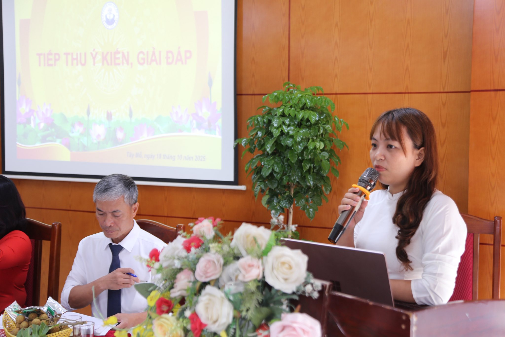 D:\Ảnh\2025-2026\HN CC VC NLĐ\d3902f2b-58c2-491f-b823-38b9bad07980.jfif