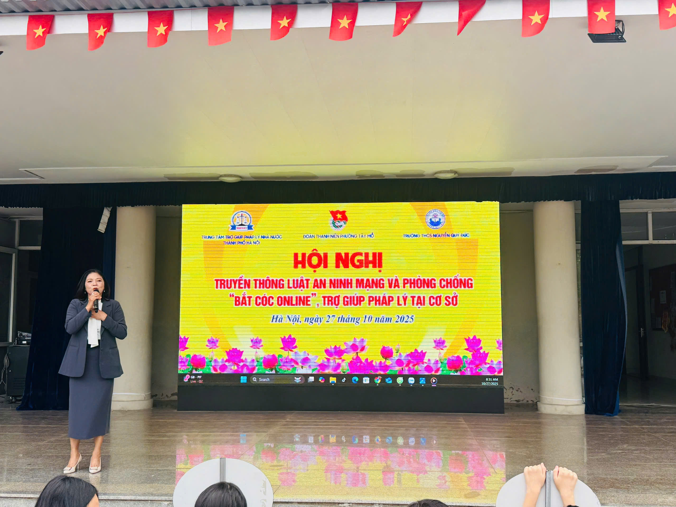 D:\Ảnh\2025-2026\Tuyên truyền pháp luật\gen-h-z7160363302105_44aaa26d7173282bf93f61300f2990a2.jpg