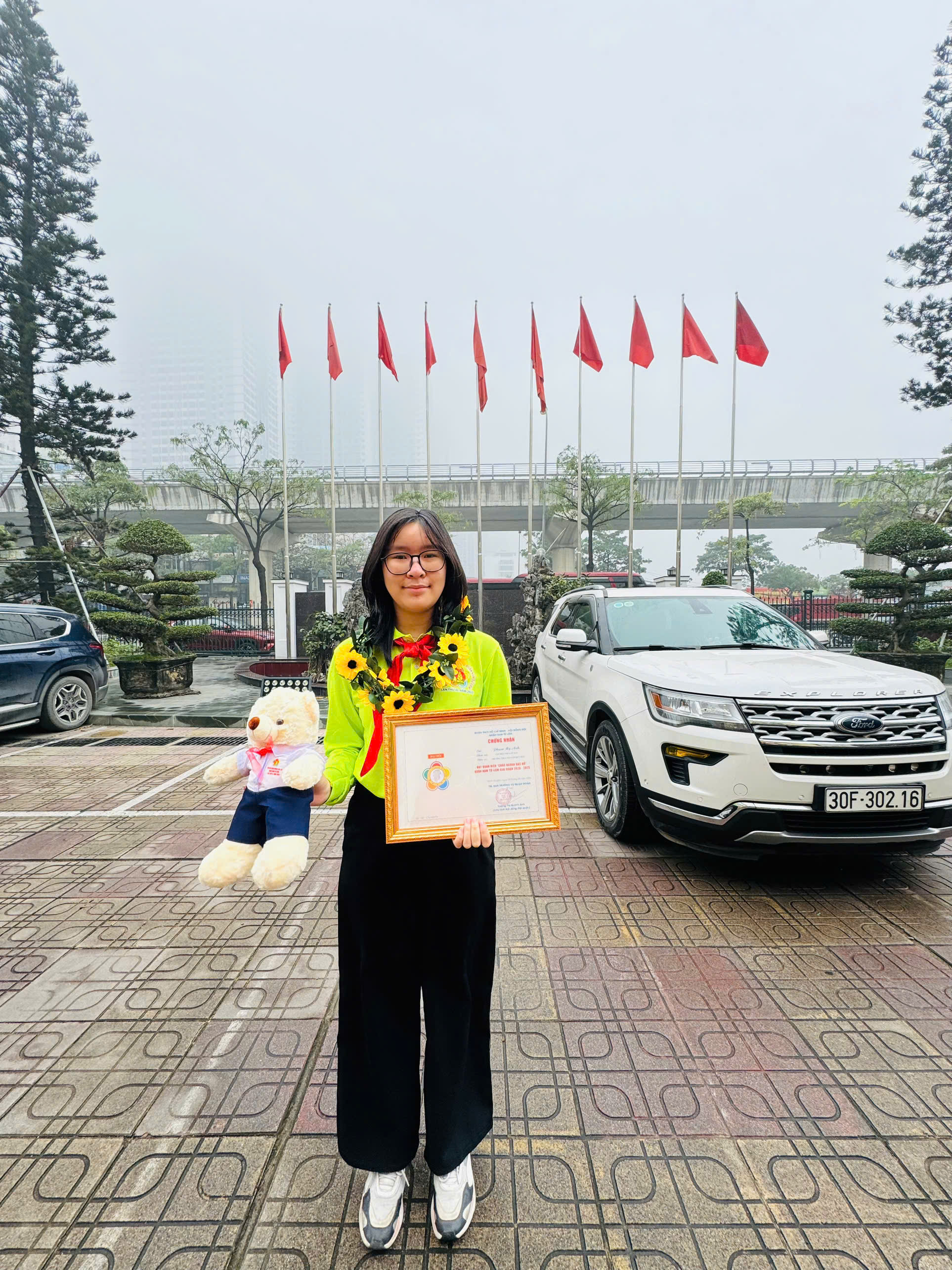 D:\Ảnh\2024-2025\15. Đội viên tham dự ĐHCNBH Quận NTL\z6394583163563_3fe45283a0371e4ef146f195cc8bb80b.jpg