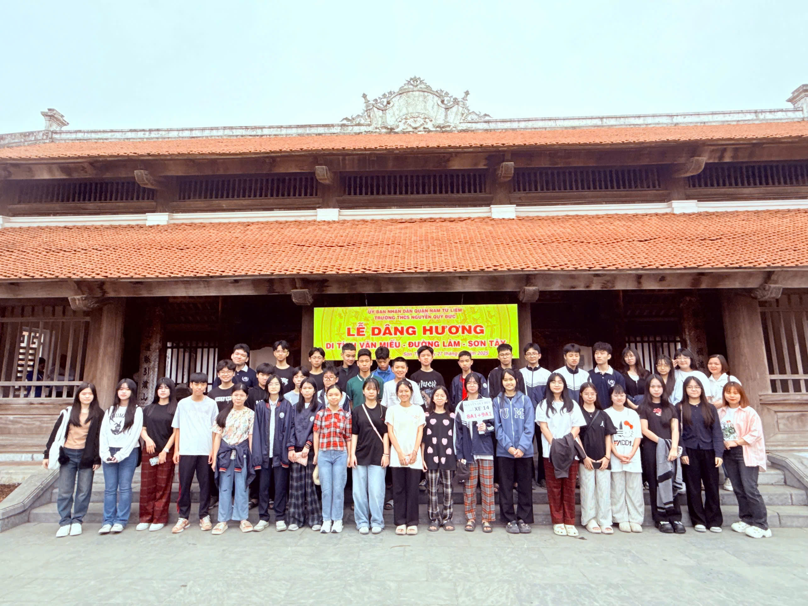 D:\Ảnh\2024-2025\19. tham quan ngoại khóa văn miếu Sơn Tây\z6451012633360_fcb412edba5d57ba246049a56974667f.jpg