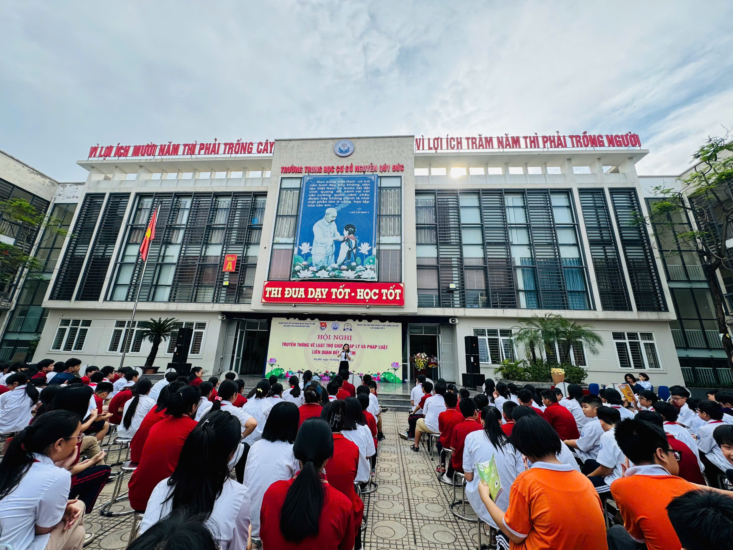 D:\Ảnh\2024-2025\31. Pháp luật\Tổ chức sinh hoạt truyền thông Luật trợ giúp pháp lý và pháp luật liên quan đến trẻ em” (13).jpg