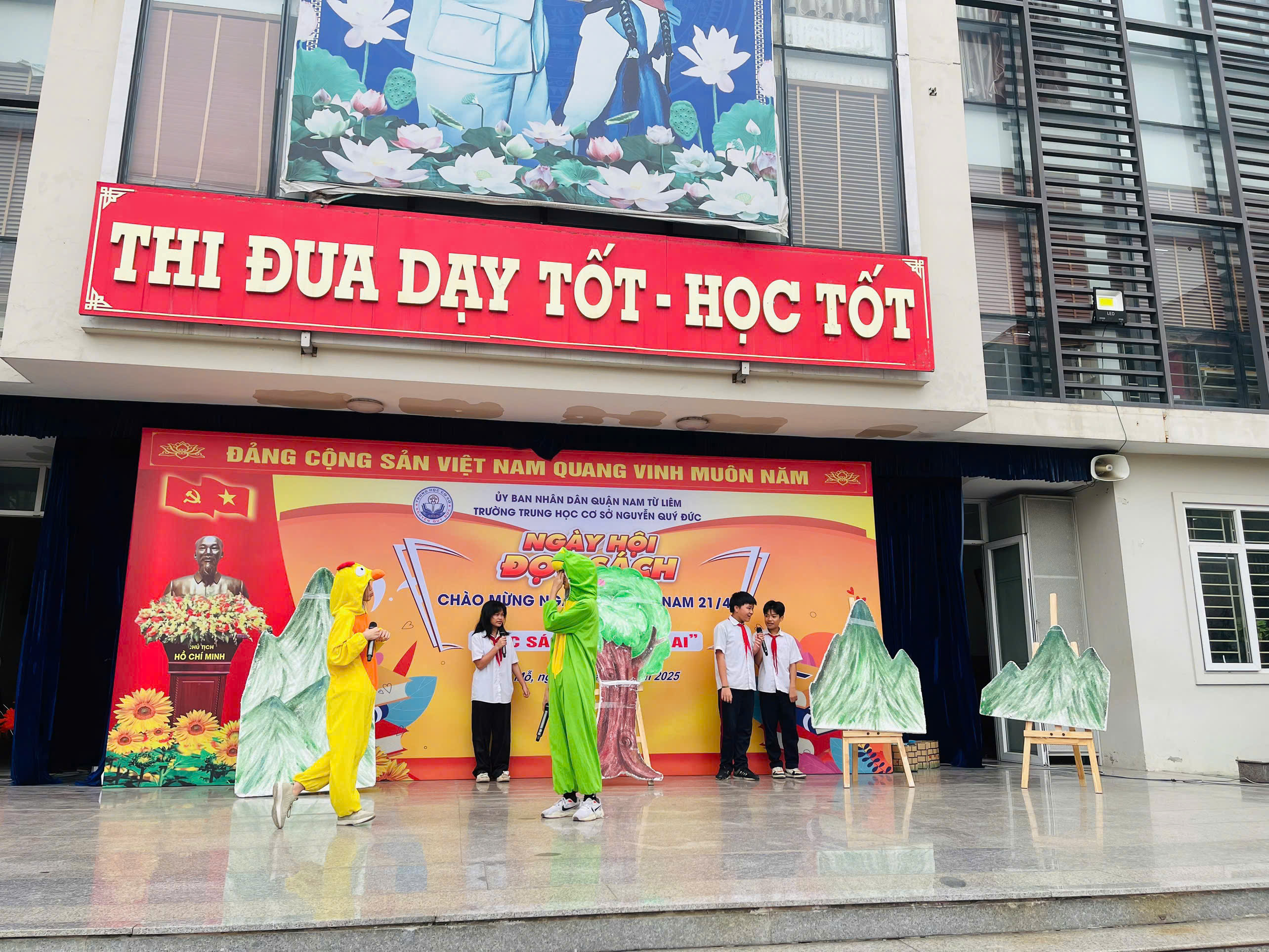 D:\Ảnh\2024-2025\21. Ngày hội đọc sách\z6510790424134_62fd6d6b2fe803e54881810c76221bb4.jpg