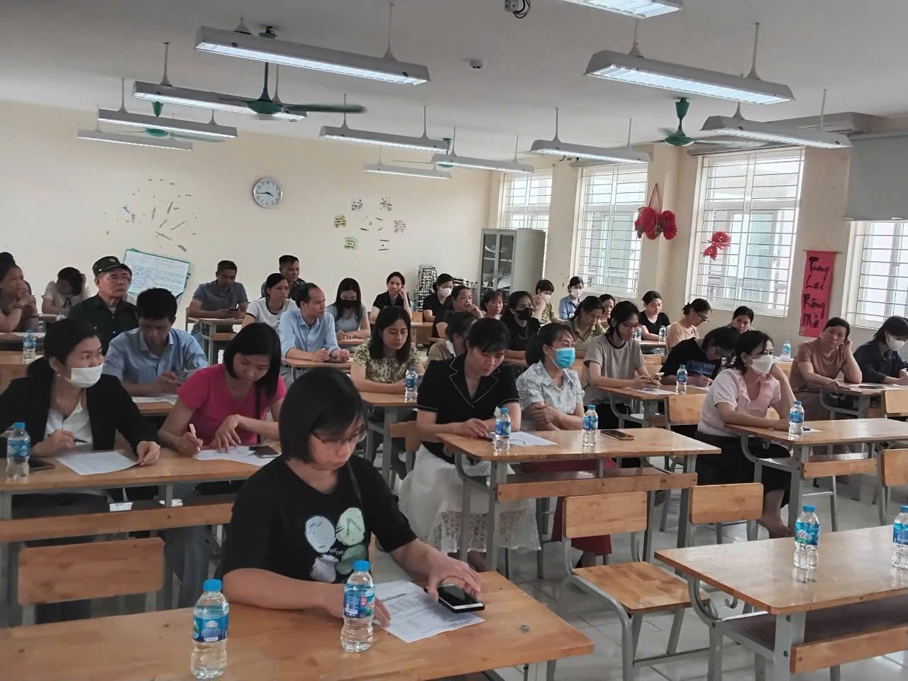 D:\Ảnh\2024-2025\39. Họp PHHS\5.jpg