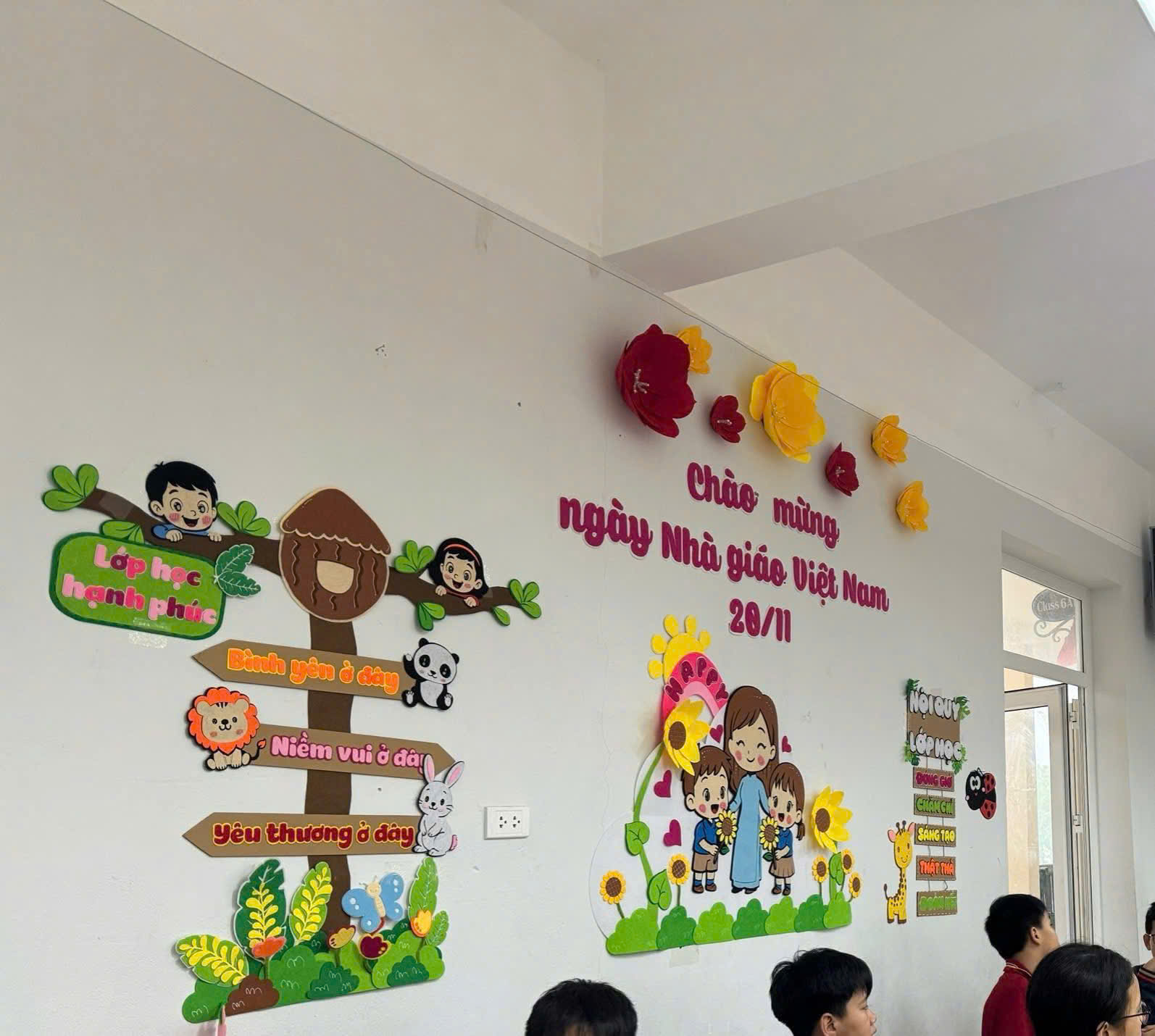 D:\Ảnh\2025-2026\HK2\2. 20-11\z7484179721539_269d5c6f3329c5dd98d48af49359ed97.jpg