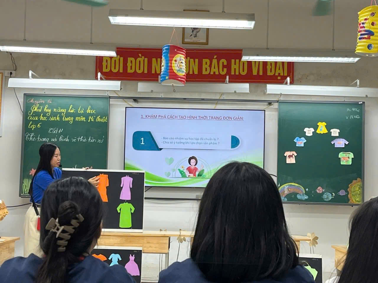 D:\Ảnh\2025-2026\HK2\2. 20-11\z7484179666728_fad1d5d538535205678b2f1444ebf036.jpg