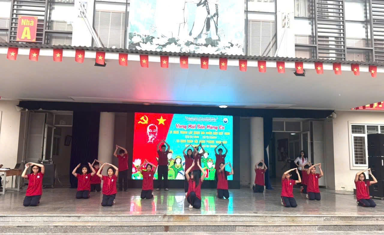 D:\Ảnh\2025-2026\HK2\6. 22-12\z7484259089604_ca59d06c7344dac30512b4b136ab8c13.jpg