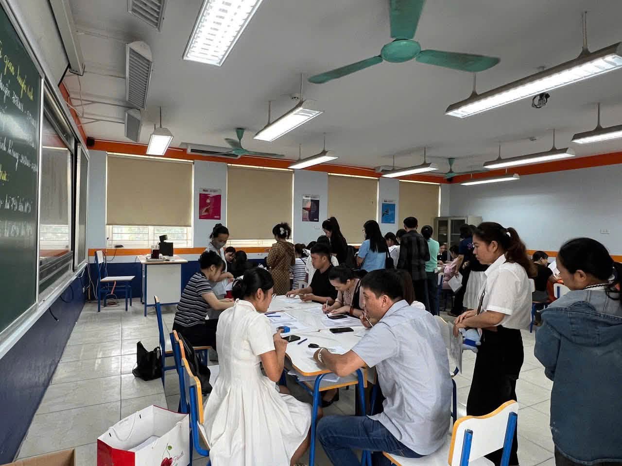 D:\Ảnh\2025-2026\HK2\22. Tuyển sinh\742096239_1716372922784768_4891322712371476292_n.jpg
