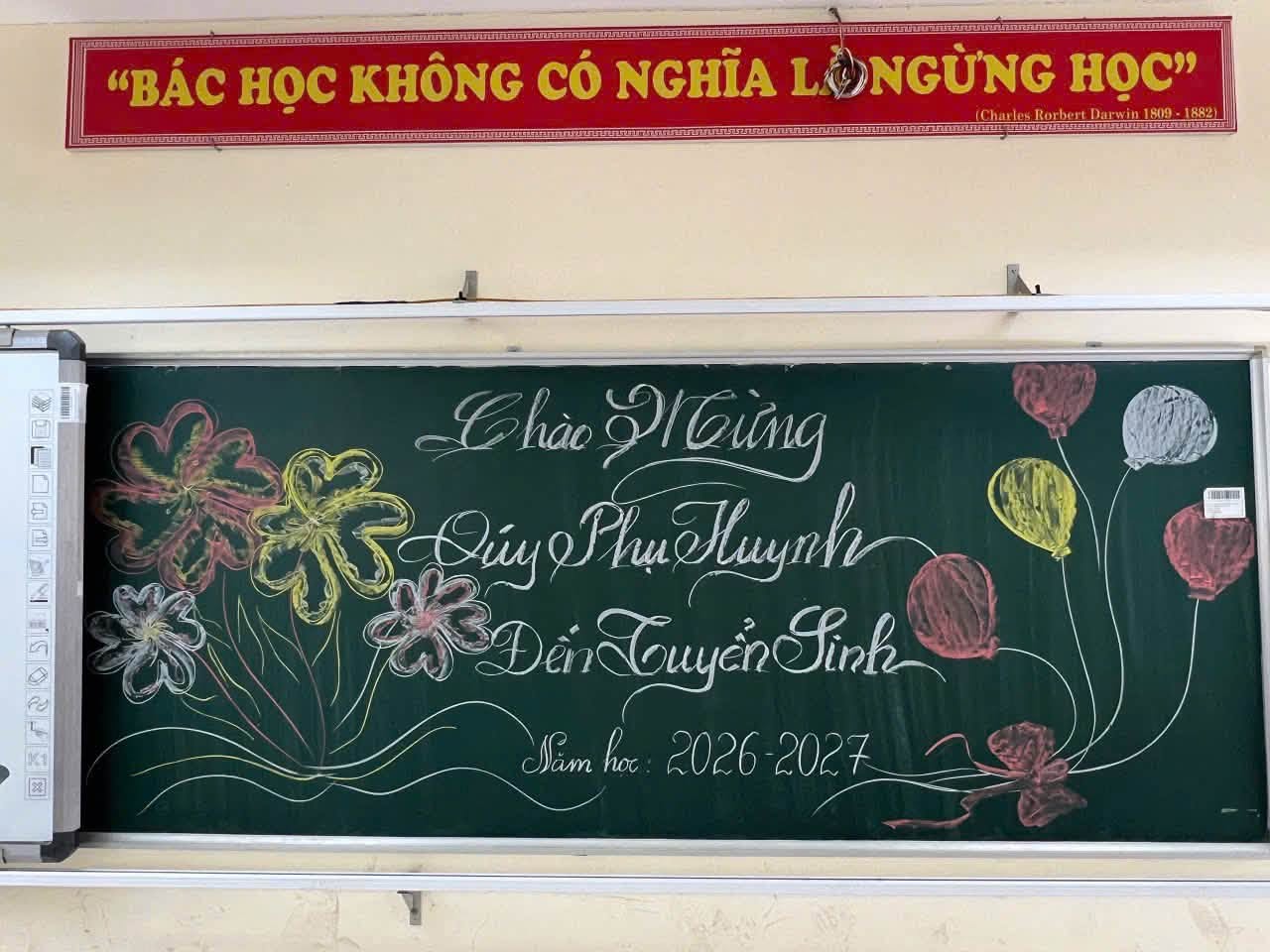 D:\Ảnh\2025-2026\HK2\22. Tuyển sinh\740858864_1716372852784775_3385948746526536303_n.jpg