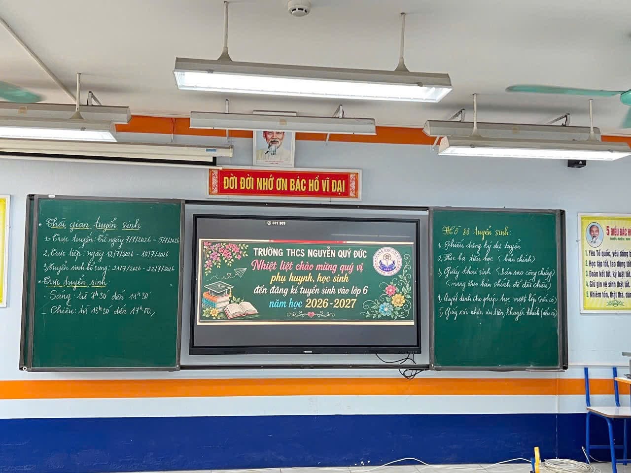 D:\Ảnh\2025-2026\HK2\22. Tuyển sinh\740169736_1716373589451368_4981662312592033126_n.jpg